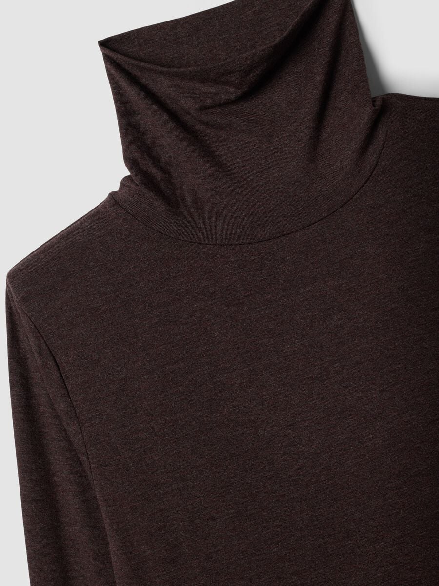 Braunes Shirt aus elastischer Viskose mit Stehkragen, Regular Fit_5