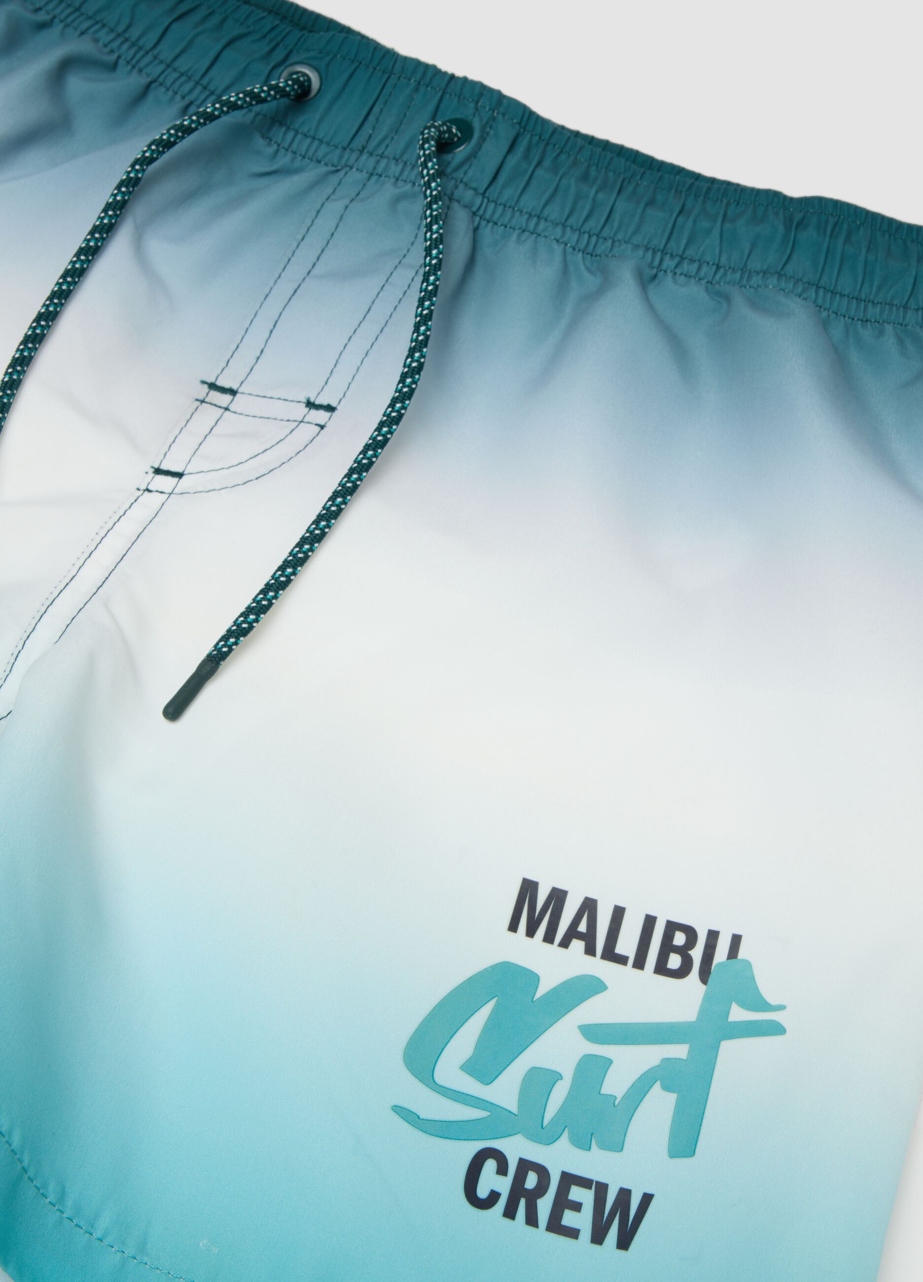 &Pi;&alpha;&iota;&delta;&iota;&kappa;ό &mu;&pi;&lambda;&epsilon; &mu;&alpha;&gamma;&iota;ό &sigma;&omicron;&rho;&tau;&sigmaf; &mu;&epsilon; &nu;&tau;&epsilon;&gamma;&kappa;&rho;&alpha;&nu;&tau;έ &kappa;&alpha;&iota; &kappa;&omicron;&rho;&delta;ό&nu;&iota;