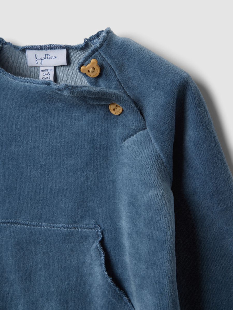 Completo velour blu in misto cotone con bottoni sulla spalla regular fit_2