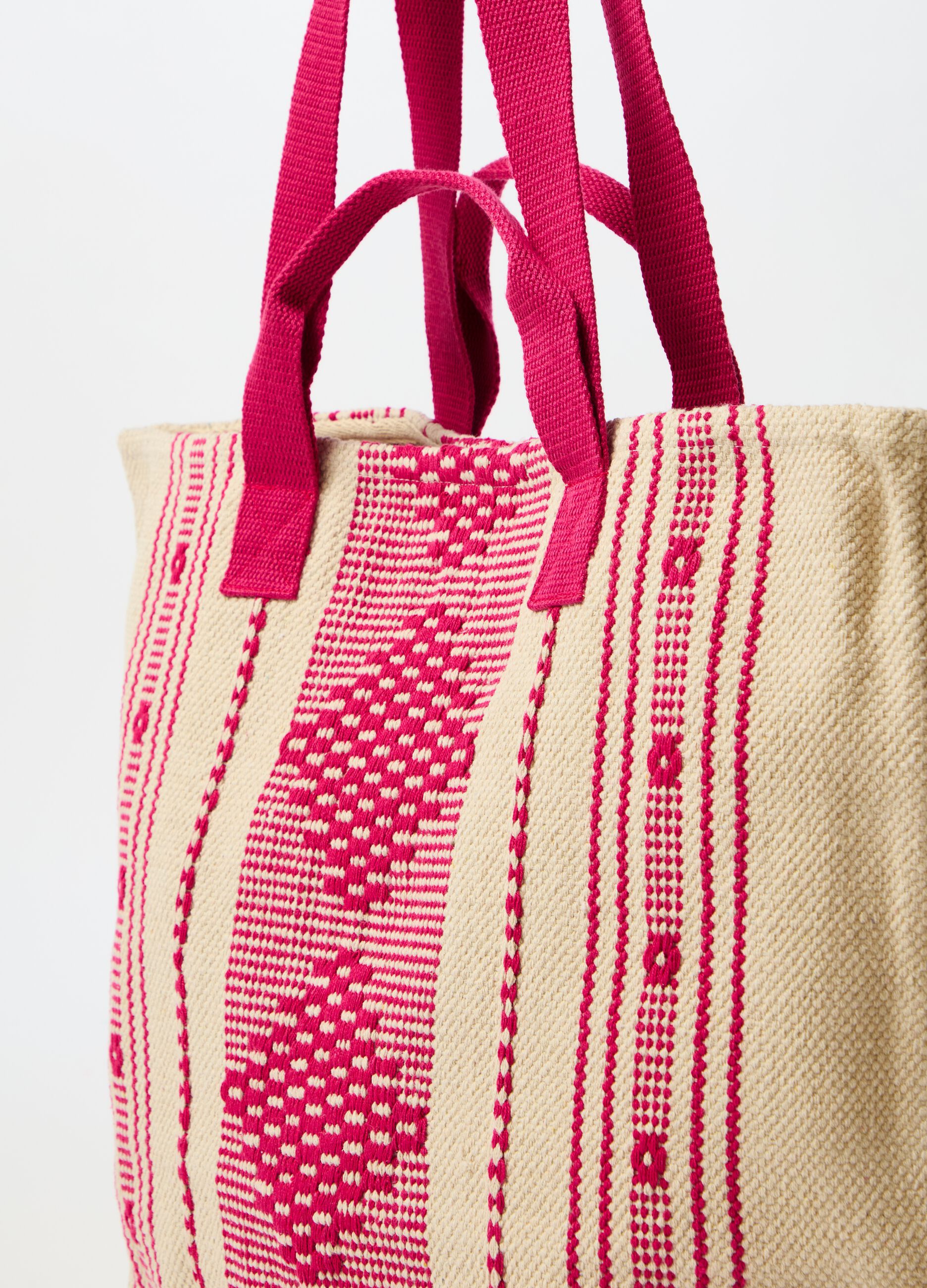 Canvas bag with ethnic motif