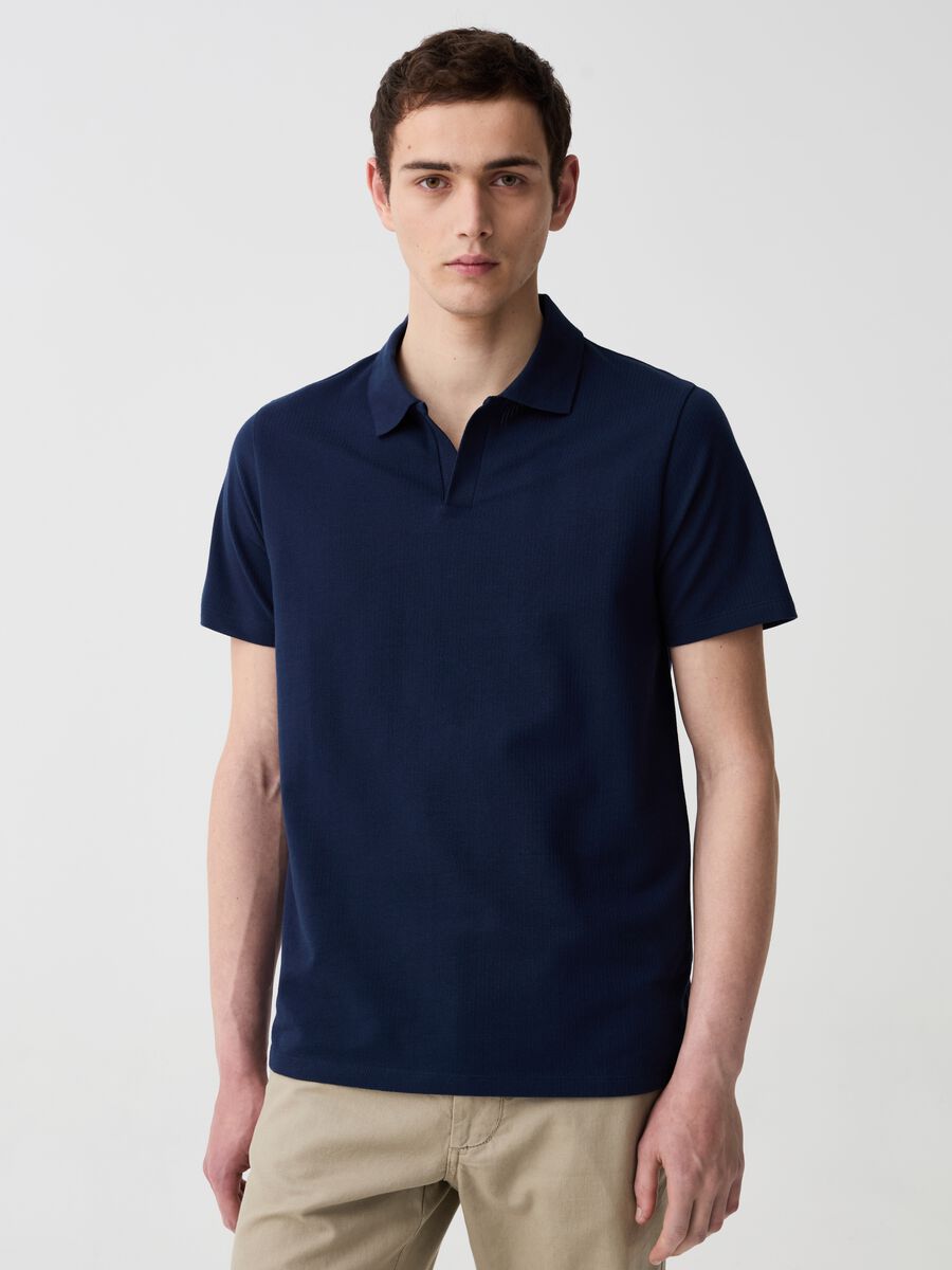 Organic cotton polo shirt with textured weave_1