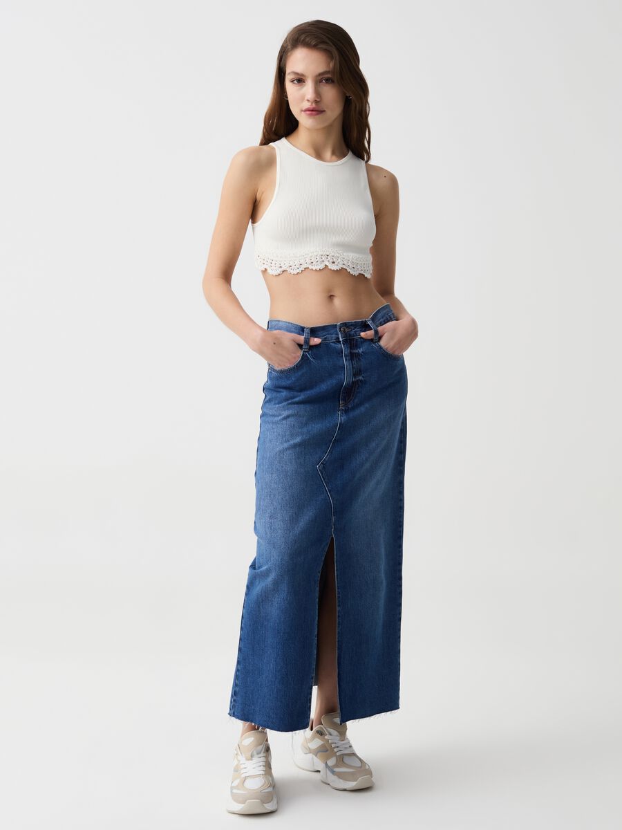 Ribbed crop top with crochet insert_0