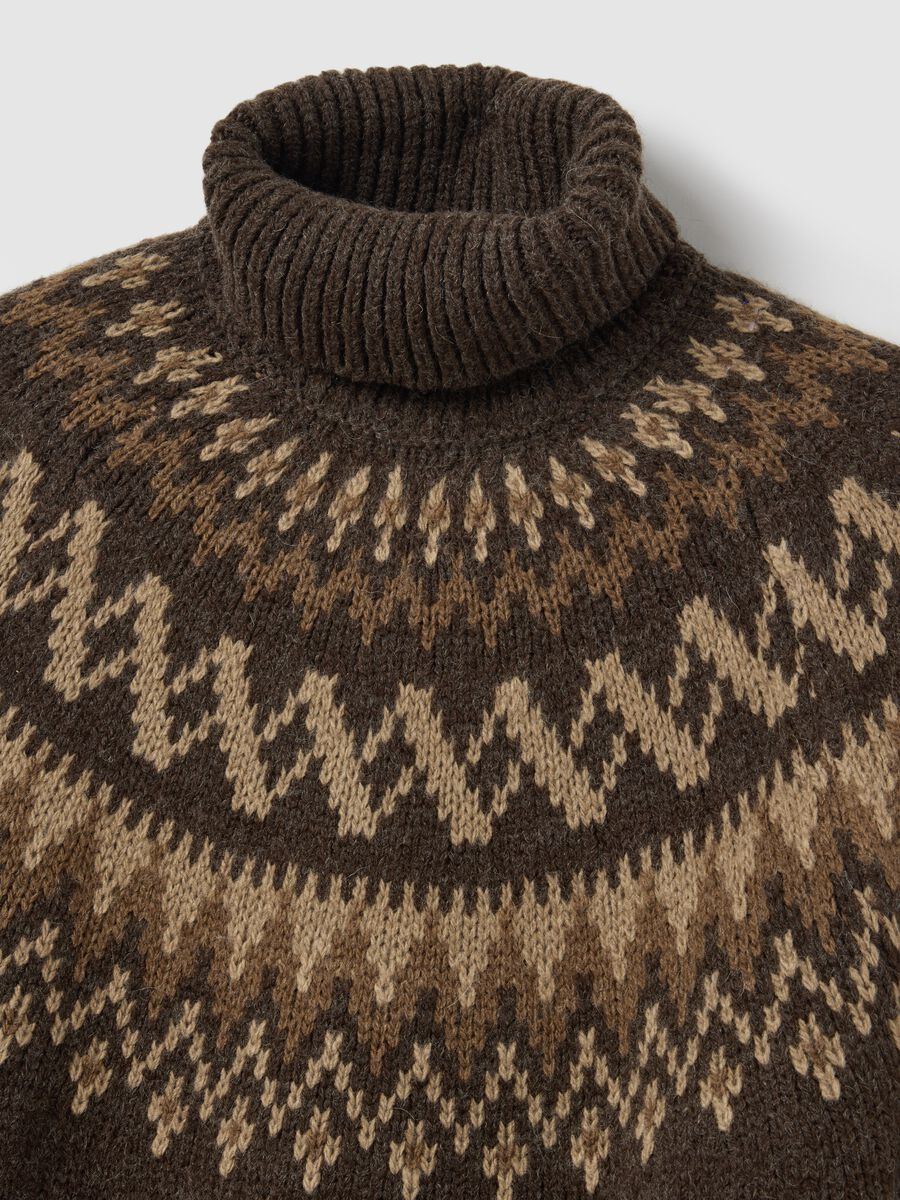 Regular fit brown turtleneck jumper with jacquard pattern_5