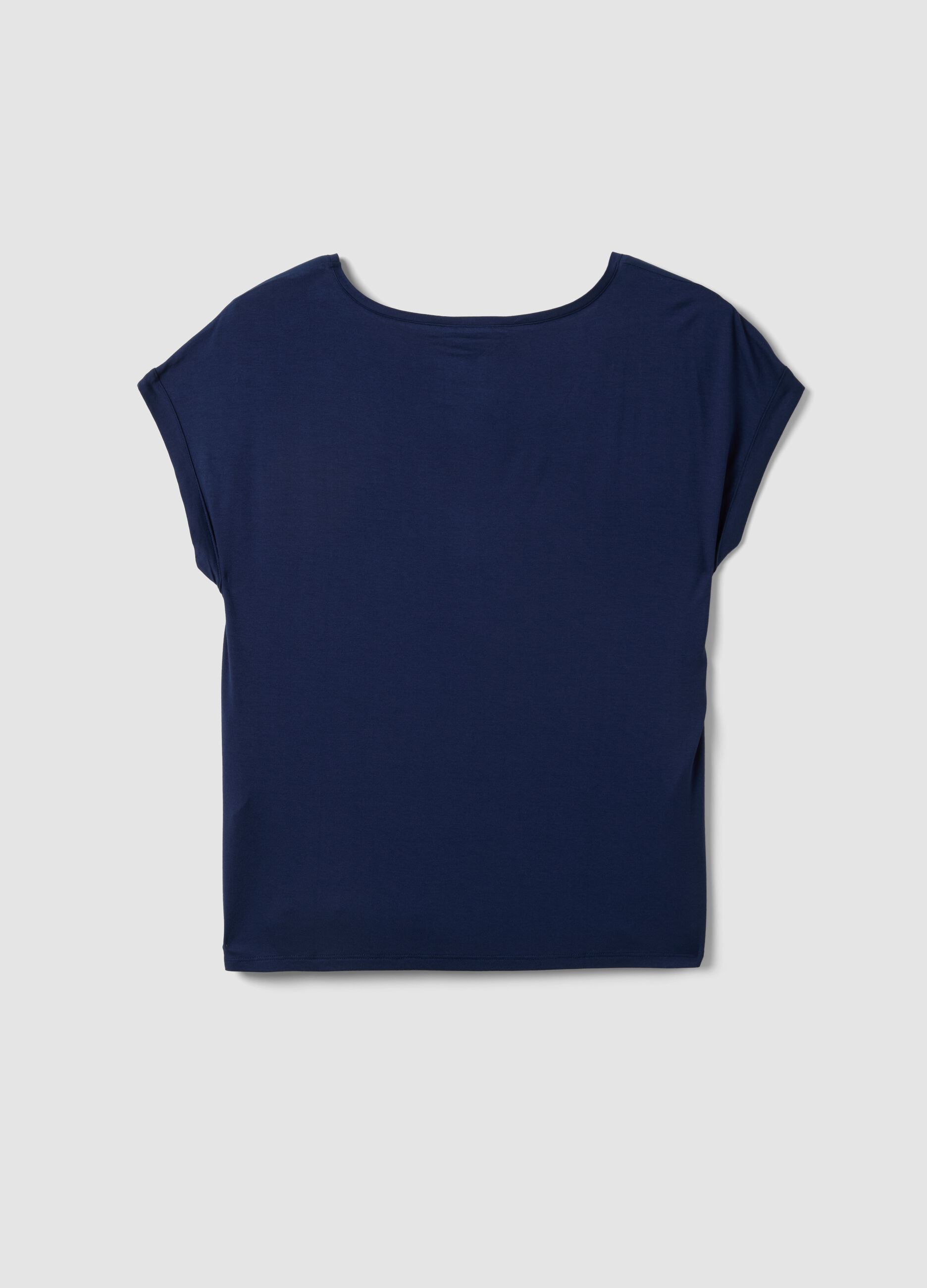 &Mu;&pi;&lambda;&epsilon; T-shirt &alpha;&pi;ό 100% &beta;&iota;&sigma;&kappa;ό&zeta;&eta; &mu;&epsilon; V &nu;&tau;&epsilon;&kappa;&omicron;&lambda;&tau;έ, regular &epsilon;&phi;&alpha;&rho;&mu;&omicron;&gamma;ή