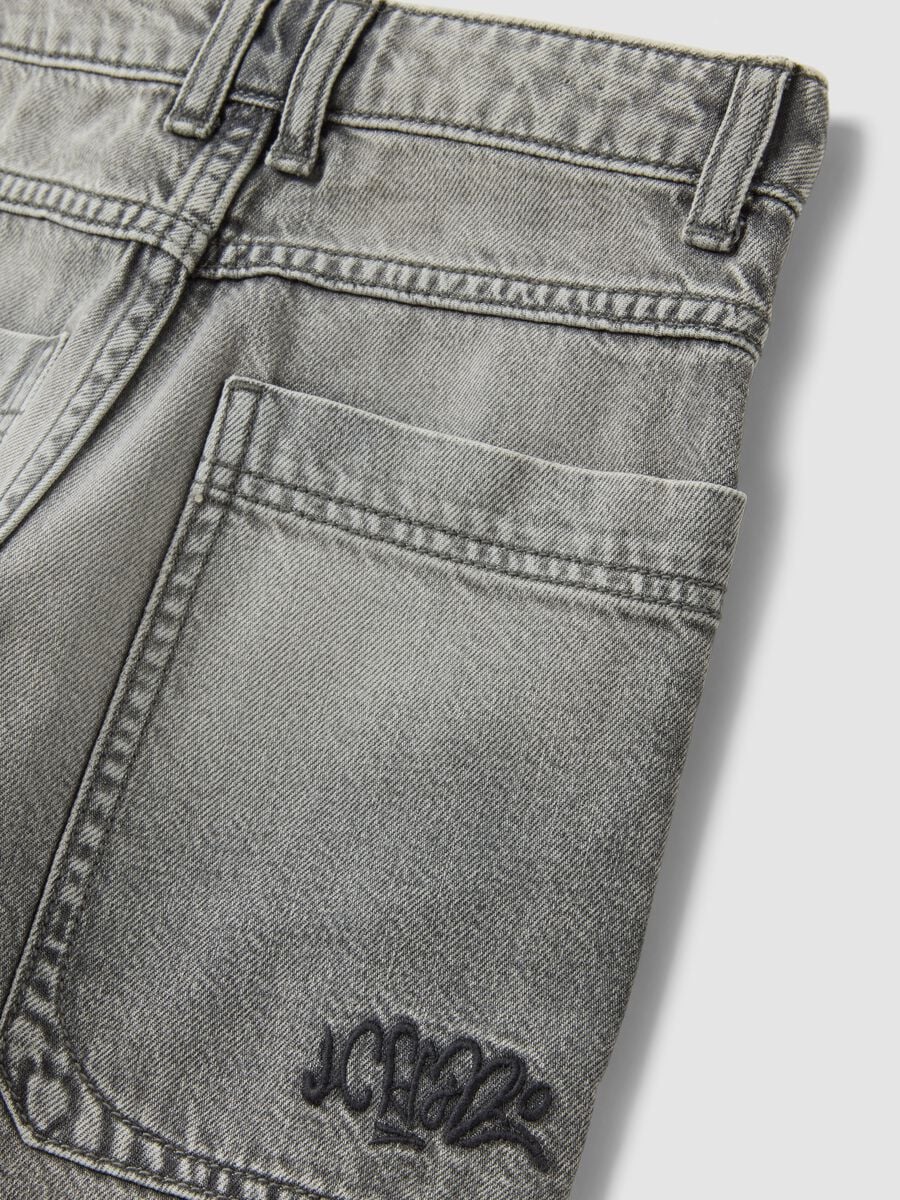 Jeans denim grigi skater in misto cotone e lyocell per bambino_3