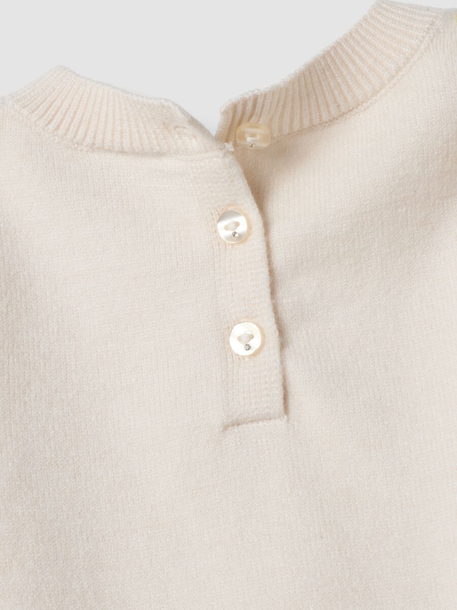 Beige viscose-blend jumper with textured crew neck_3
