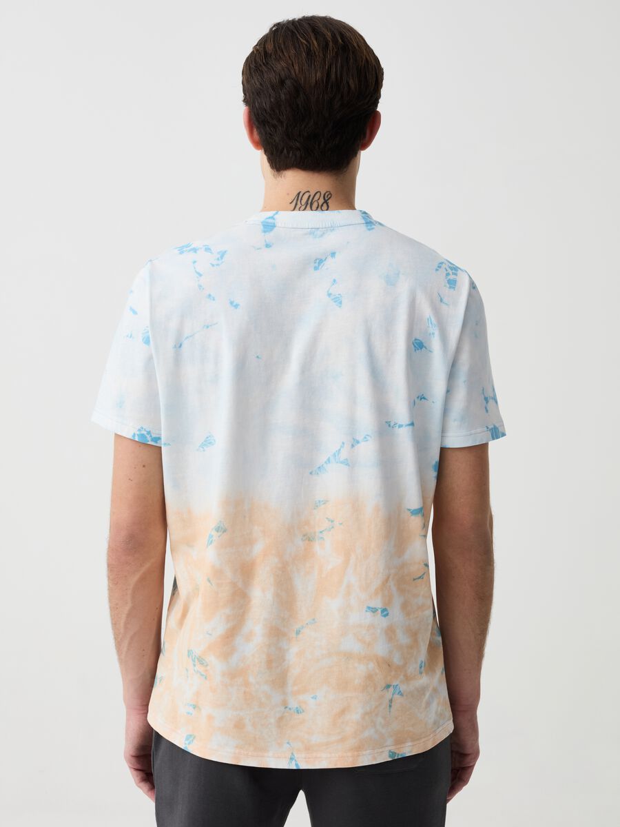 Tie-dye T-shirt with print_2