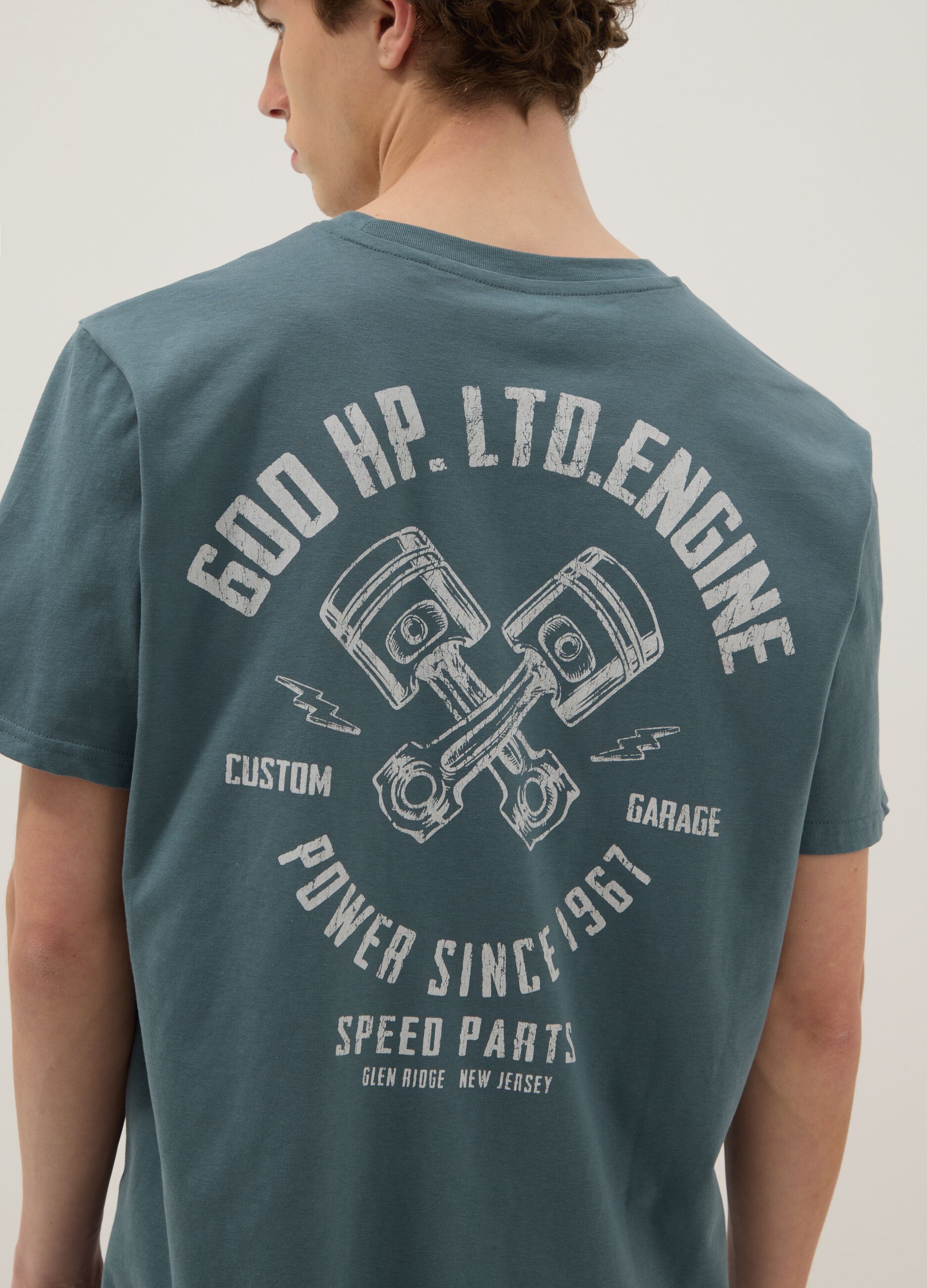 Gr&uuml;nes Kurzarm-T-Shirt aus reiner Baumwolle