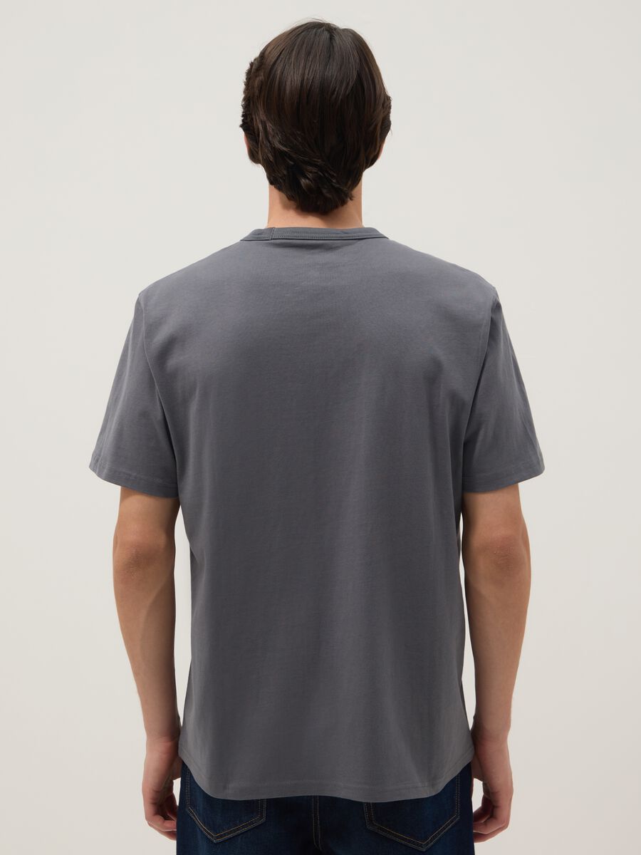 Grey crew neck T-shirt in pure cotton with relaxed fit_2