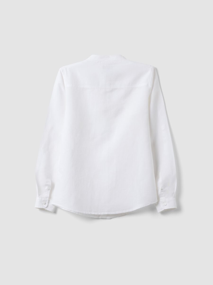 Wei&szlig;es Jungenhemd aus Leinen-Baumwoll-Mix mit Stehkragen_1