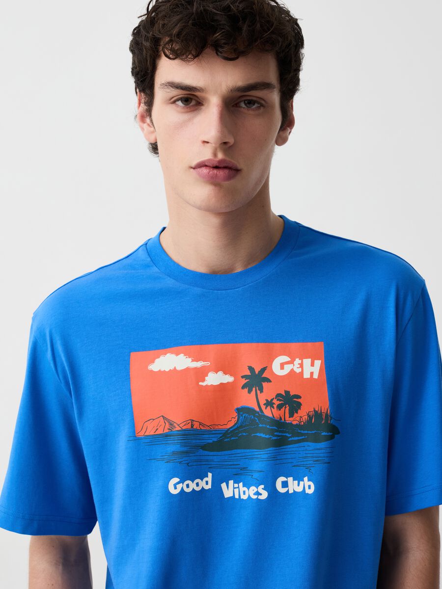 T-shirt with Good Vibes Club print_1