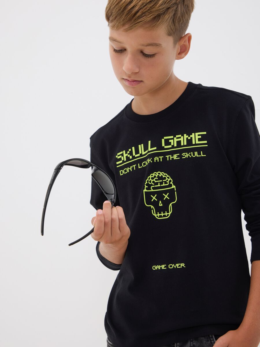 &Mu;&alpha;ύ&rho;&omicron; T-shirt &alpha;&pi;ό &kappa;&alpha;&theta;&alpha;&rho;ό &omicron;&rho;&gamma;&alpha;&nu;&iota;&kappa;ό &beta;&alpha;&mu;&beta;ά&kappa;&iota; &mu;&epsilon; &sigma;&tau;&rho;&omicron;&gamma;&gamma;&upsilon;&lambda;ή &lambda;&alpha;&iota;&mu;ό&kappa;&omicron;&psi;&eta; &kappa;&alpha;&iota; &sigma;&tau;ά&mu;&pi;&alpha; &nu;&epsilon;&kappa;&rho;&omicron;&kappa;&epsilon;&phi;&alpha;&lambda;ή&sigmaf; &gamma;&iota;&alpha; &alpha;&gamma;ό&rho;&iota;&alpha;_0