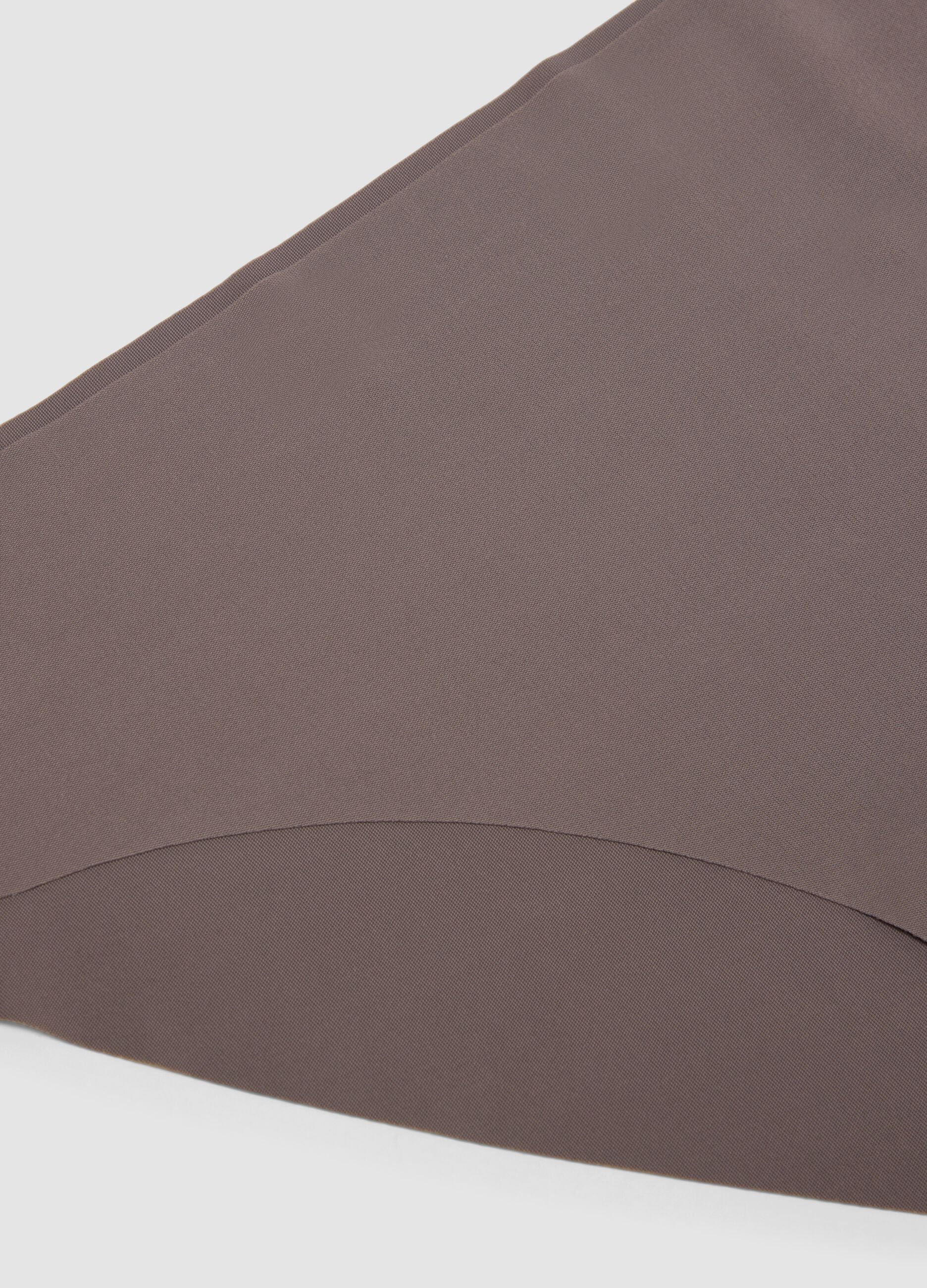 Slip grigio in microfibra elasticizzata