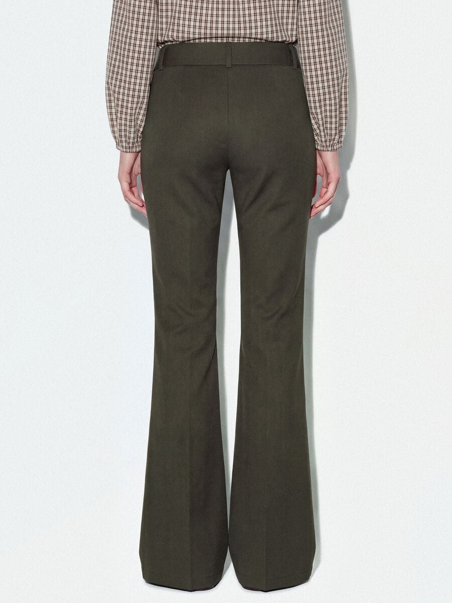 Pantaloni verdi in viscosa elasticizzata slim fit_3