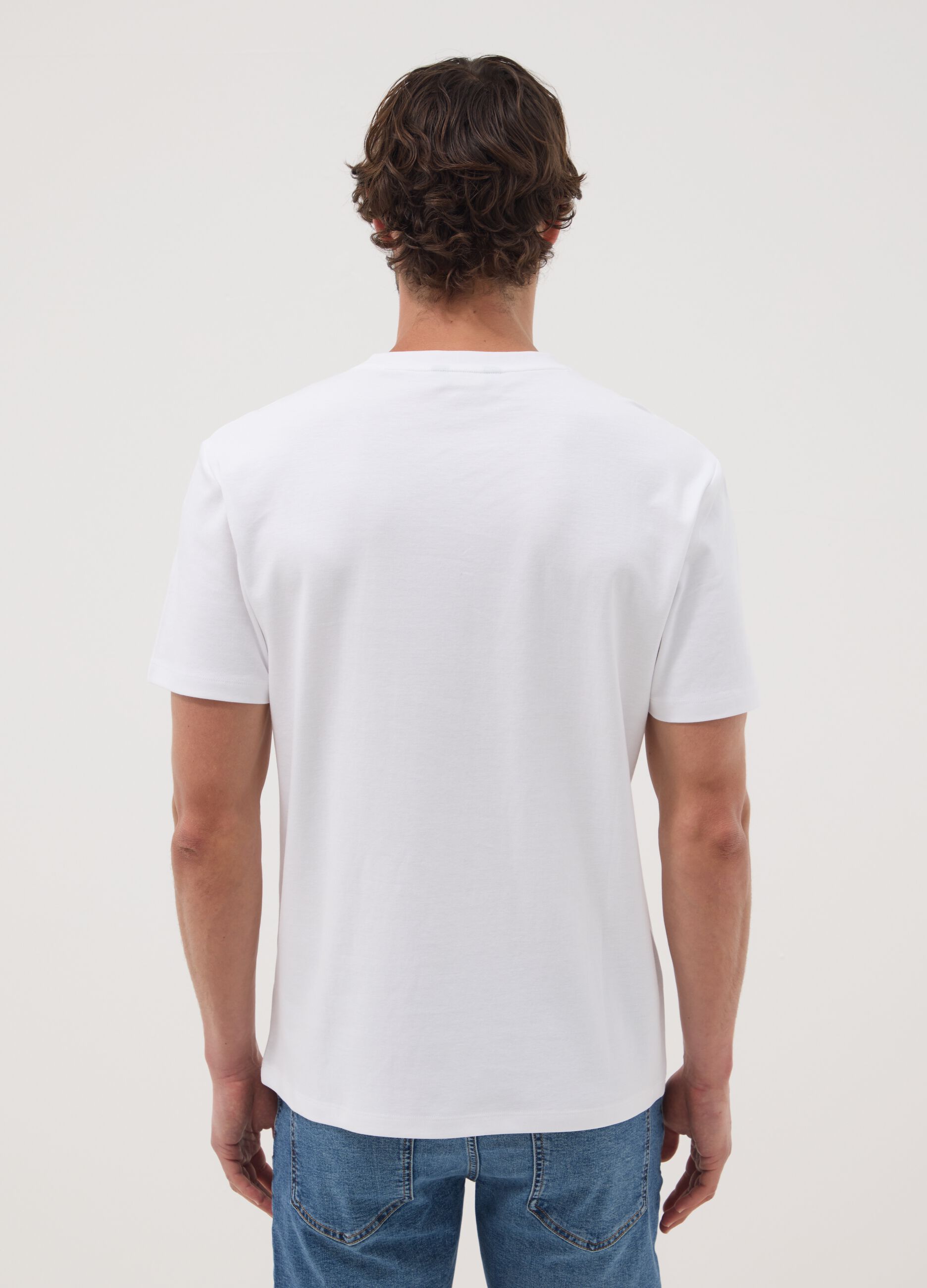 Weisses T-Shirt aus reiner Baumwolle