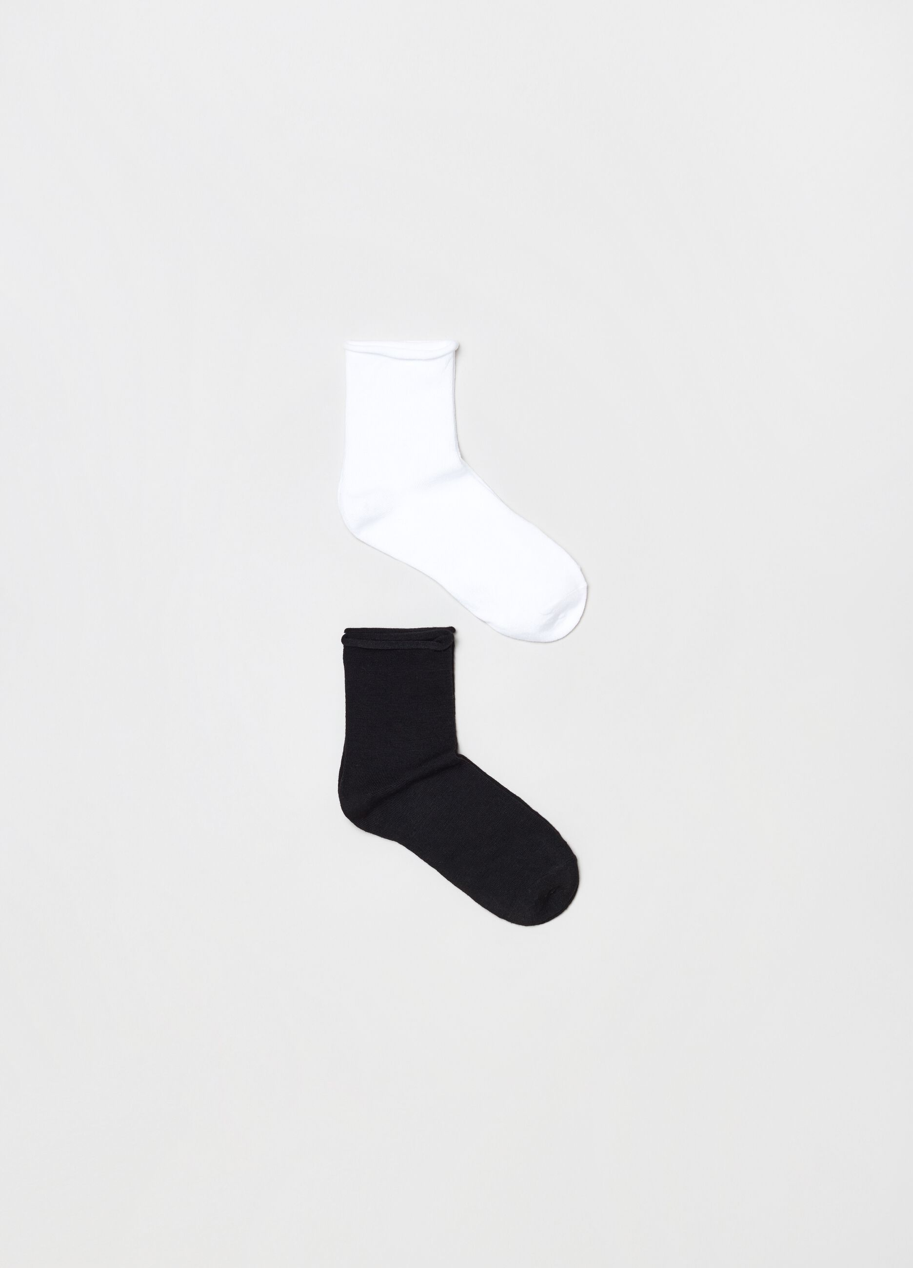 Two-pair pack short stretch socks