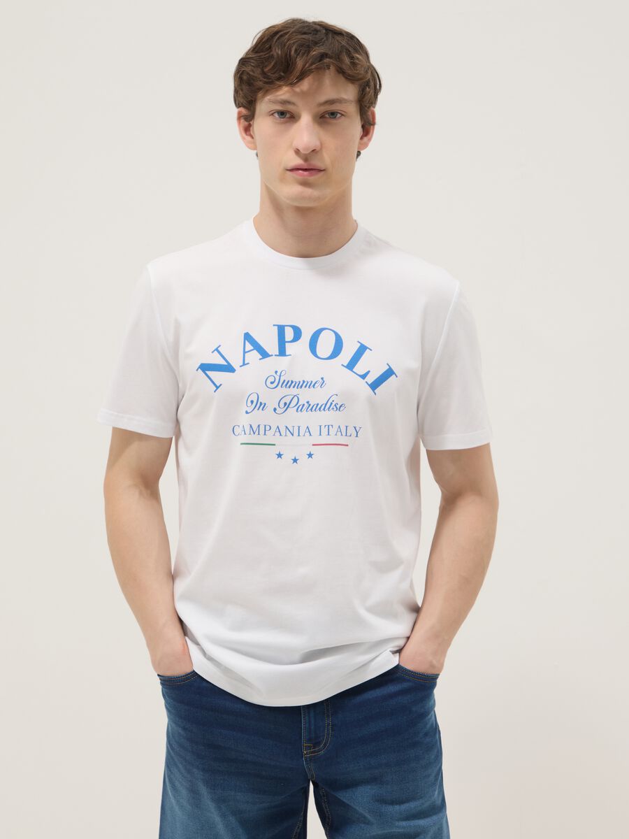 Wei&szlig;es T-Shirt aus reiner Baumwolle mit Print, Regular Fit_0