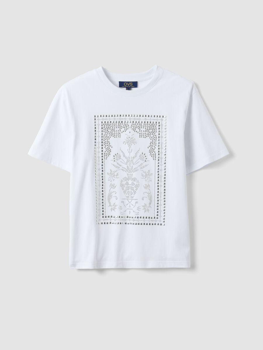 White pure cotton regular-fit T-shirt with rhinestone motif_4