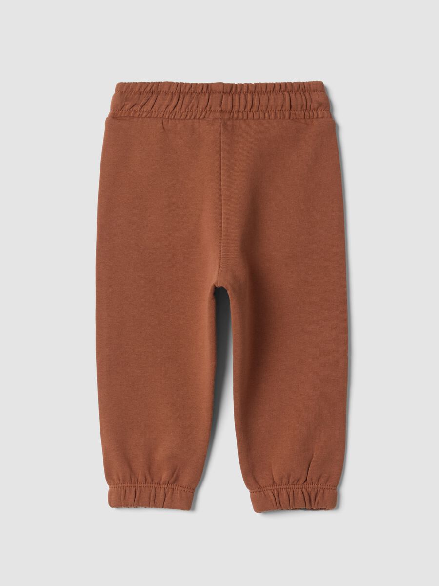 Cal&ccedil;as jogger castanhas em algod&atilde;o puro, corte regular_1