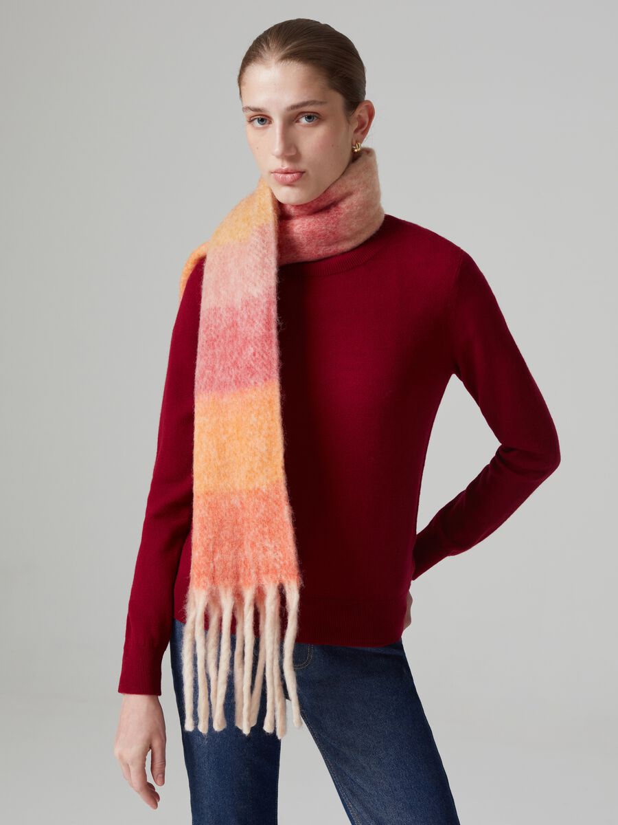 Jersey de lana con cuello redondo_0