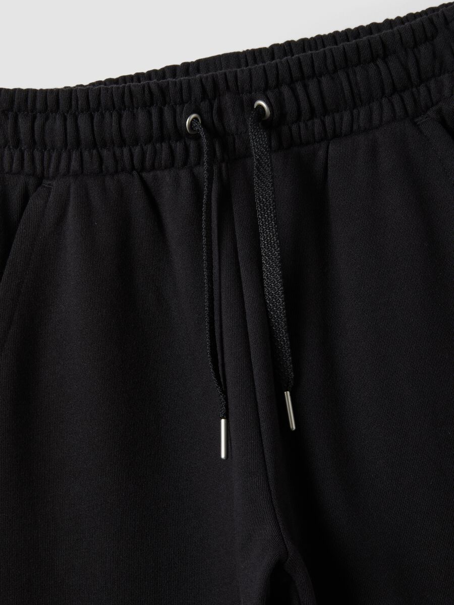 Black pure organic cotton regular-fit joggers for girls_5