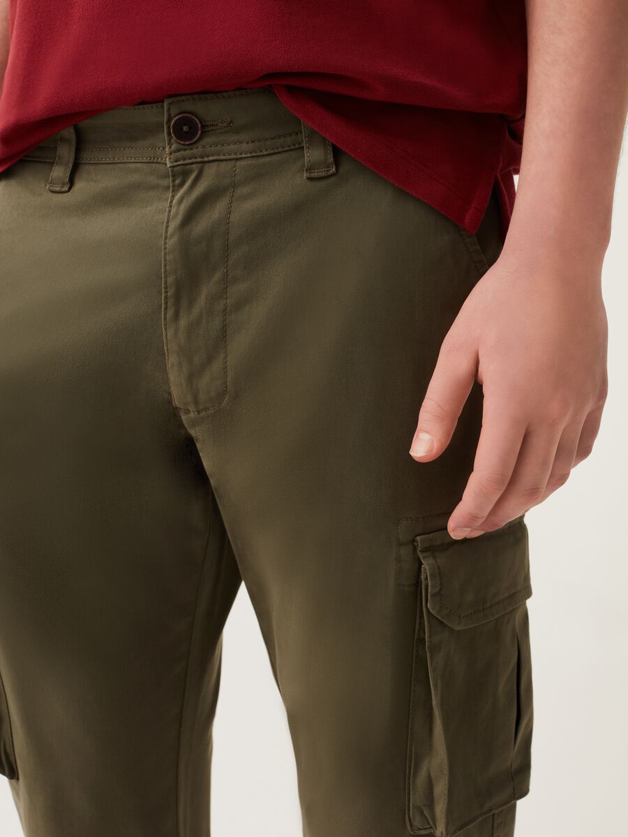 Yarn dyed stretch cotton cargo pants_3