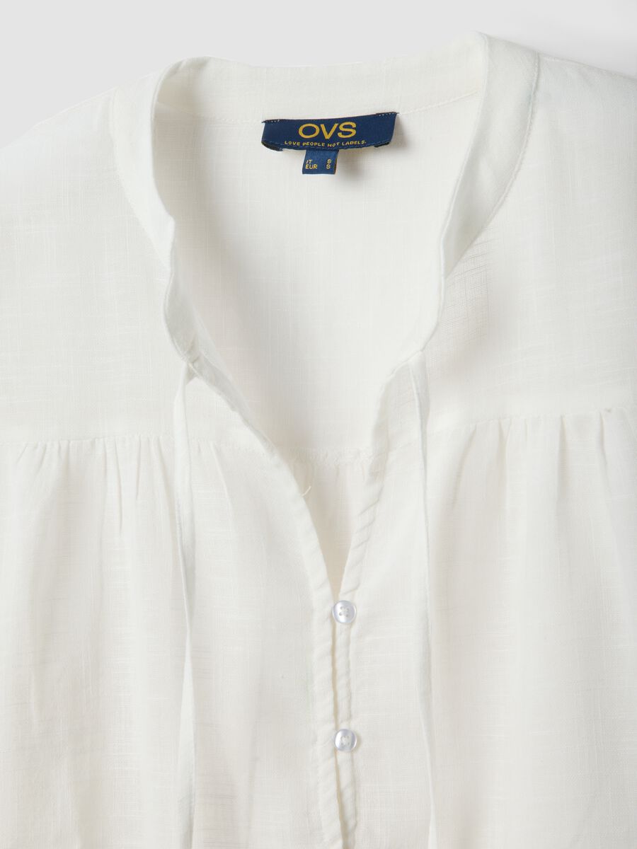 White pure cotton tie-front shirt, regular fit_5