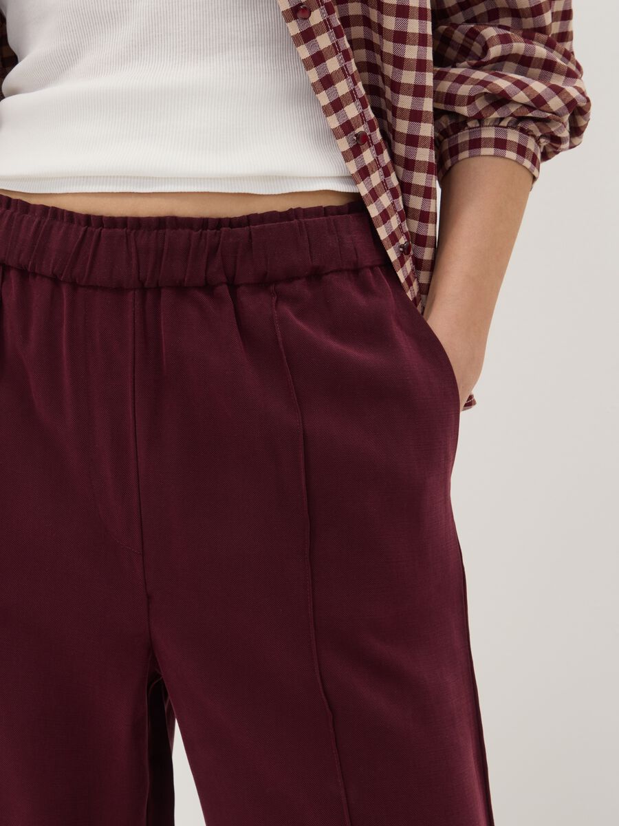 Red viscose-blend wide-leg joggers_3