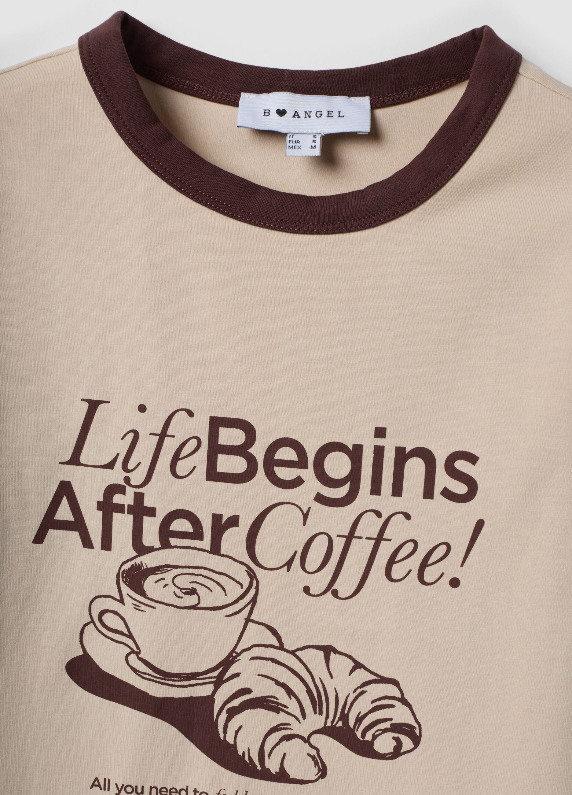 T-shirt rosa in cotone con stampa grafica frontale e bordi a contrasto
