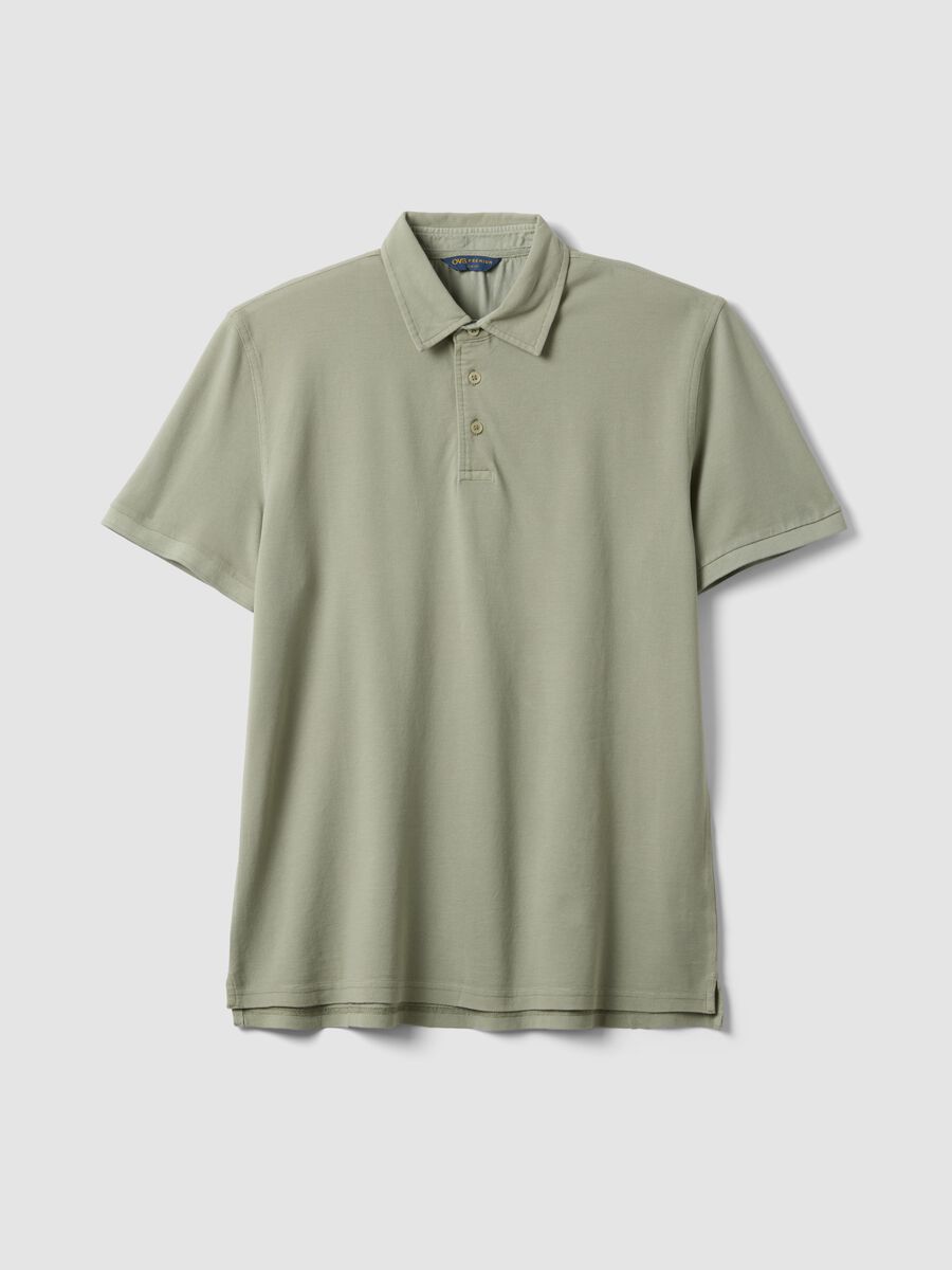Gr&uuml;nes Slim-Fit-Poloshirt aus reiner Baumwolle mit kurzen &Auml;rmeln_0