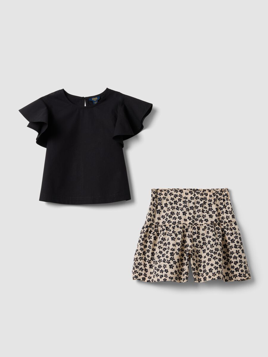 Conjunto preto em algod&atilde;o puro com t-shirt e cal&ccedil;&otilde;es_0