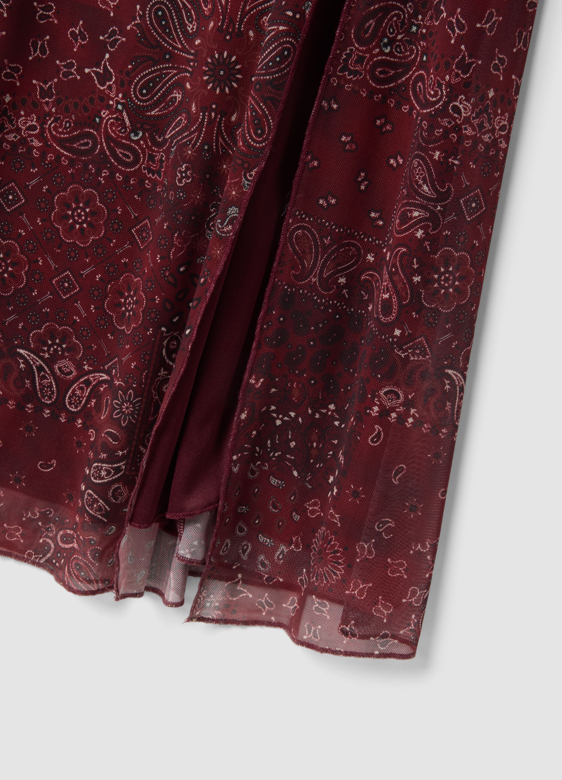 &Kappa;ό&kappa;&kappa;&iota;&nu;&omicron; &mu;&alpha;&kappa;&rho;ύ &phi;ό&rho;&epsilon;&mu;&alpha; &alpha;&pi;ό &epsilon;&lambda;&alpha;&sigma;&tau;&iota;&kappa;ό ύ&phi;&alpha;&sigma;&mu;&alpha; &mu;&epsilon; &mu;&omicron;&tau;ί&beta;&omicron; paisley &kappa;&alpha;&iota; &sigma;&kappa;ί&sigma;&iota;&mu;&omicron;