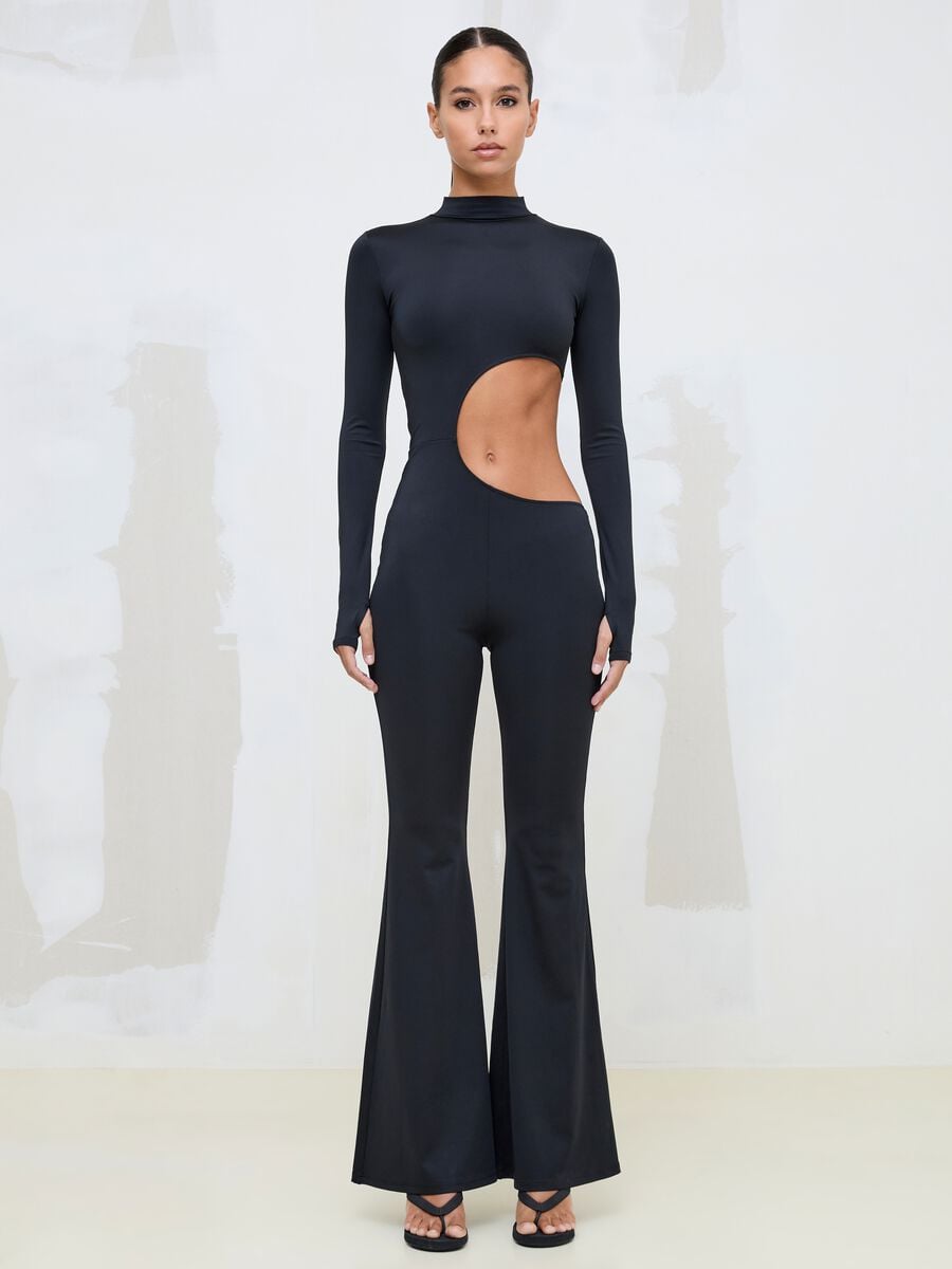 Schwarzer Cut-out-Body_2