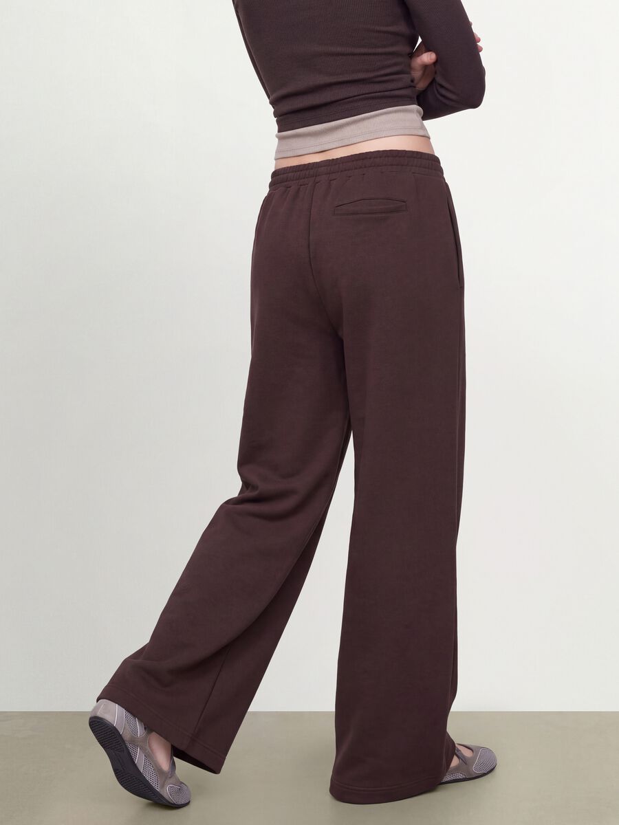 Braune Wide-Leg-Hose aus elastischem Modal mit Tunnelzug_3