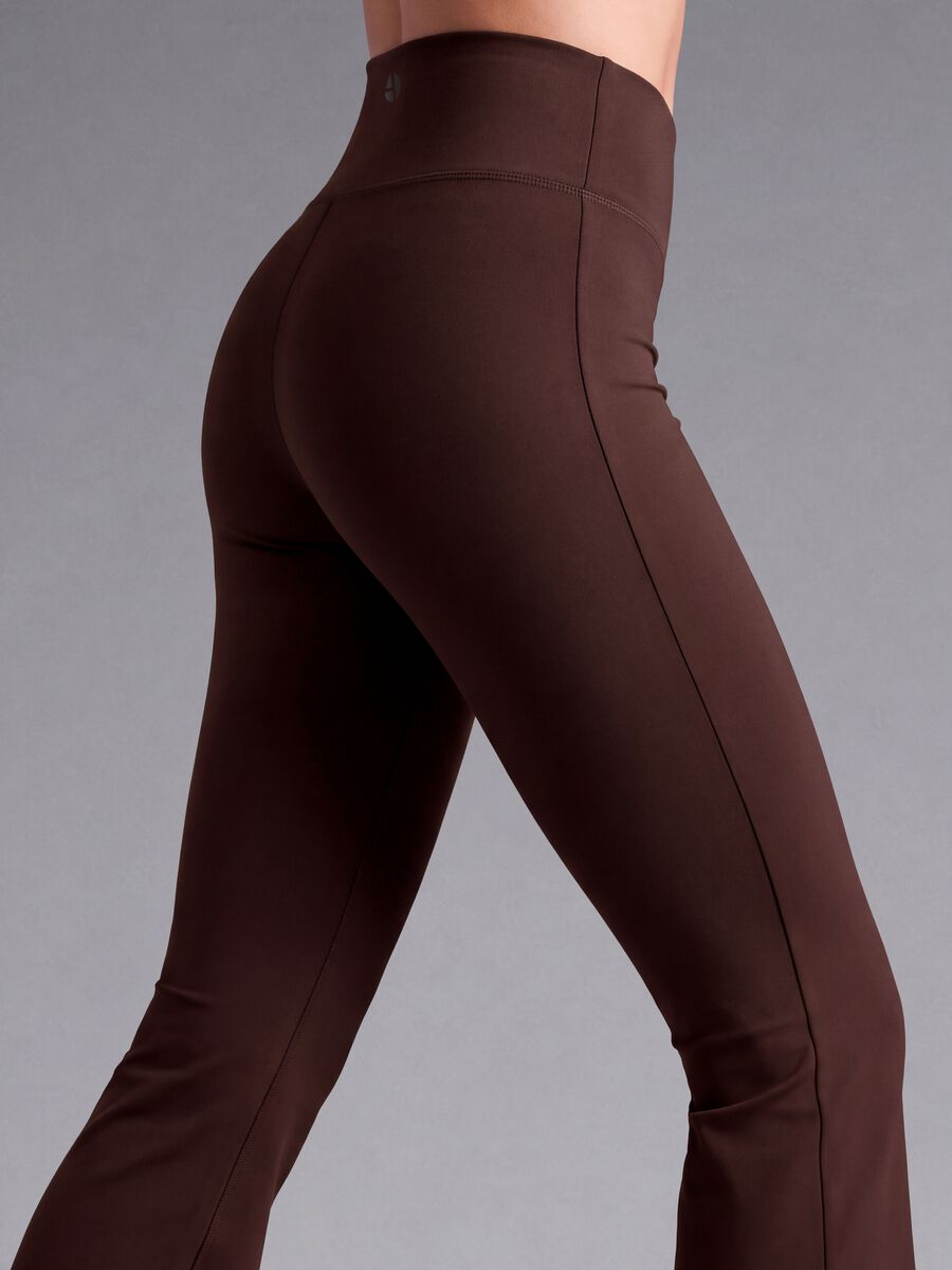 Brown flared leggings in stretch fabric_3