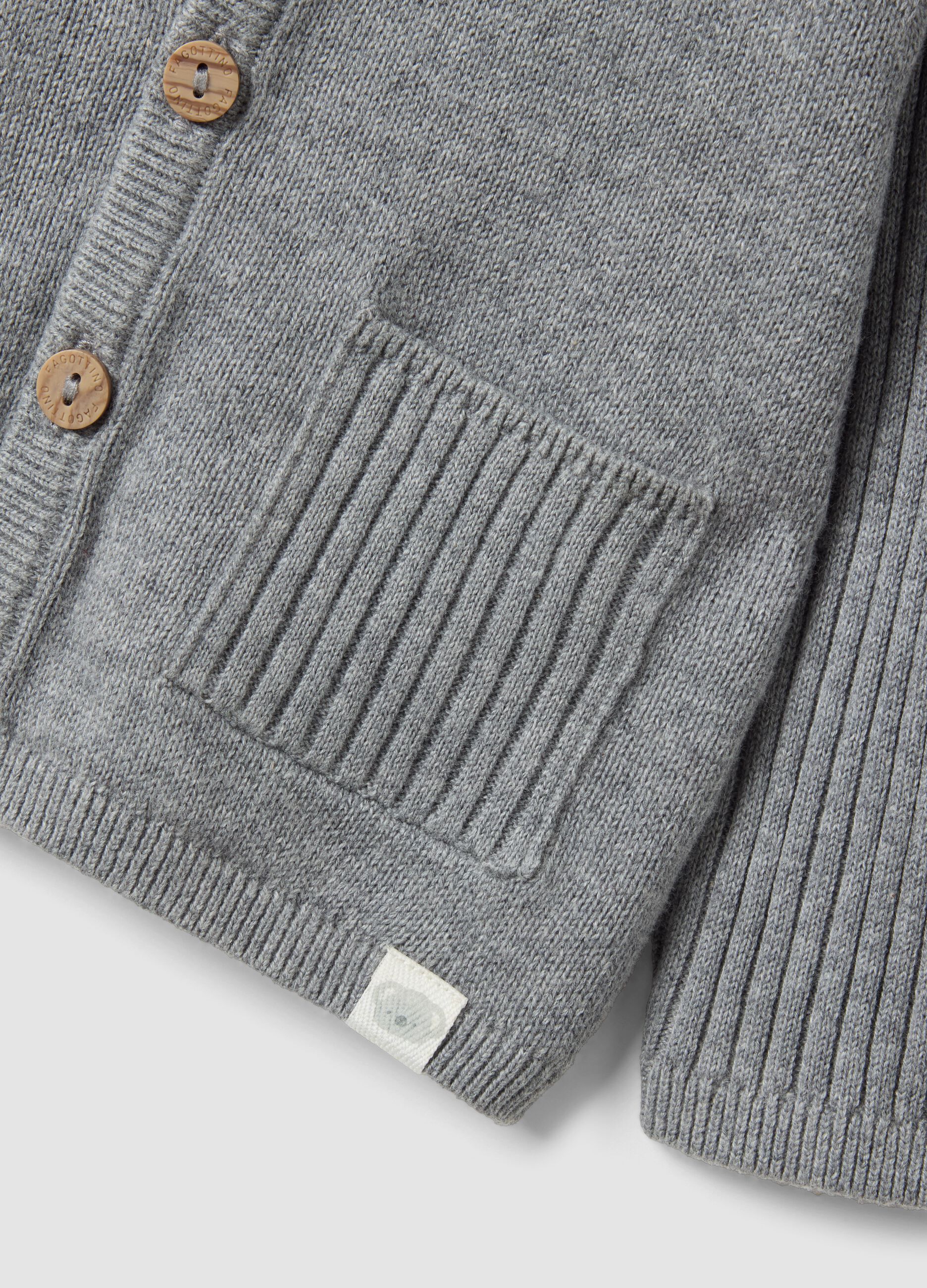 Graue Strickjacke aus reiner Bio-Baumwolle f&uuml;r Babys