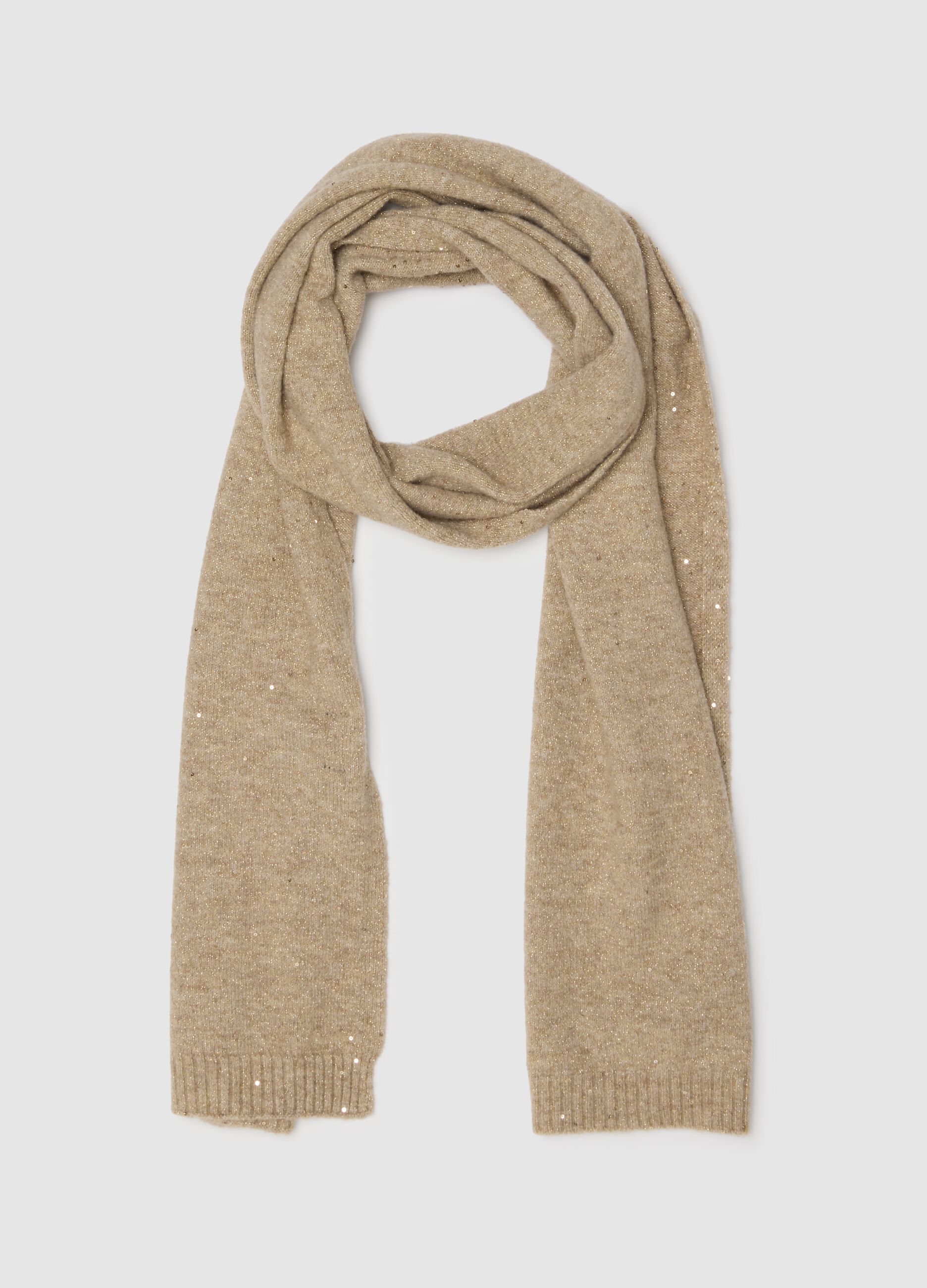 Beige scarf with metallic fibres