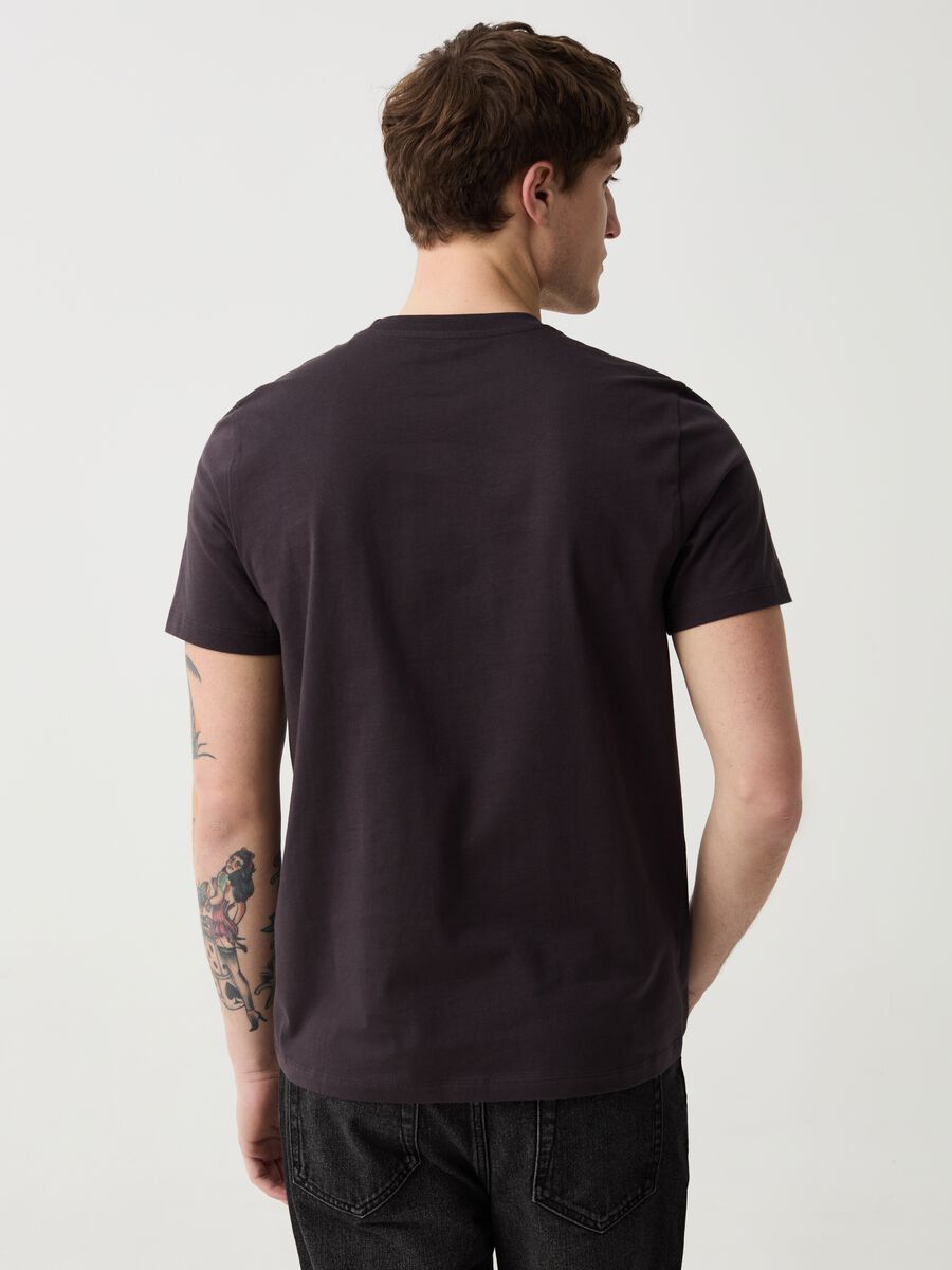 Camiseta de algodón orgánico con cuello redondo_1
