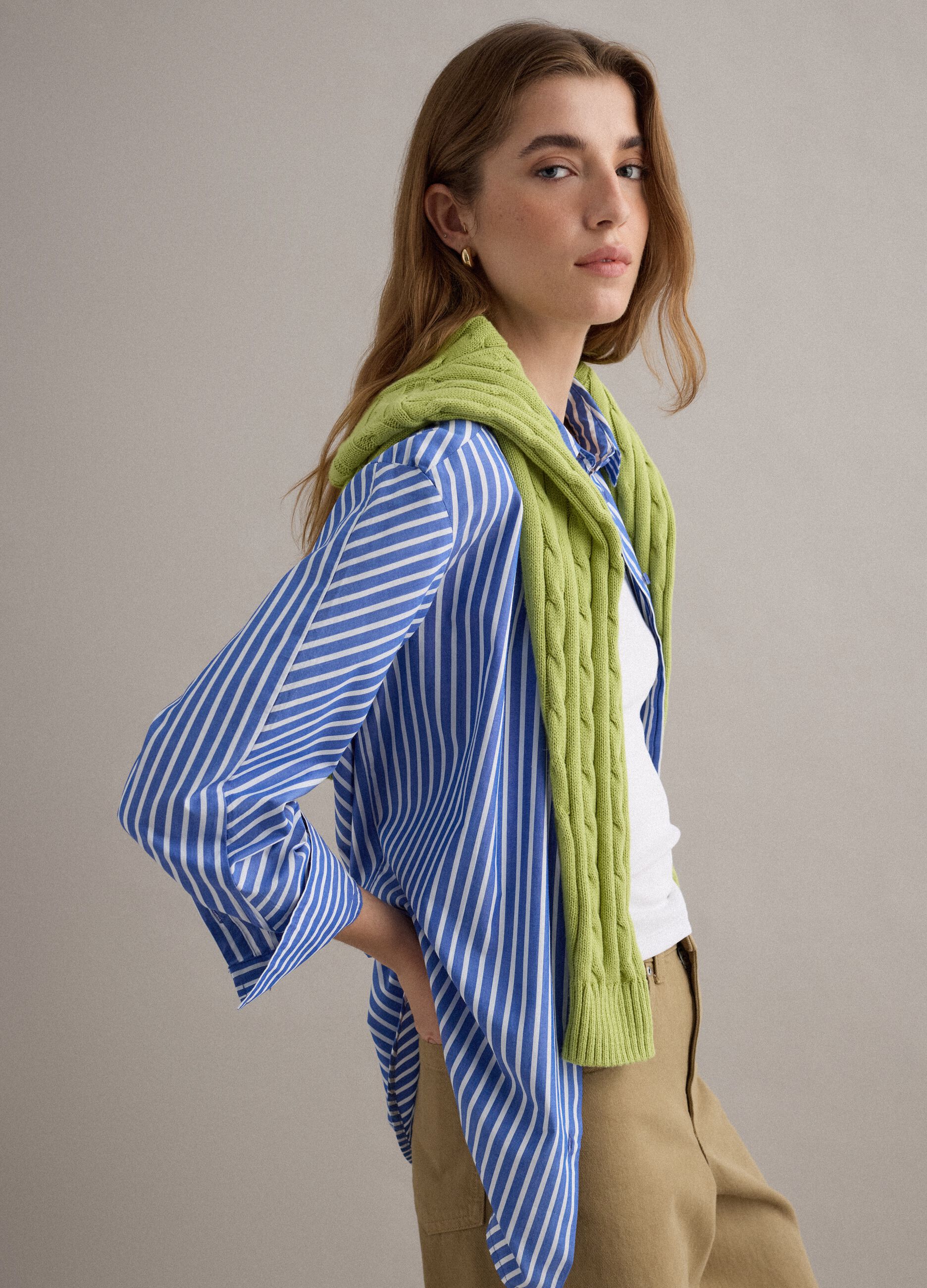 Multifarbige gestreifte Regular Fit Baumwollhemd mit Tasche