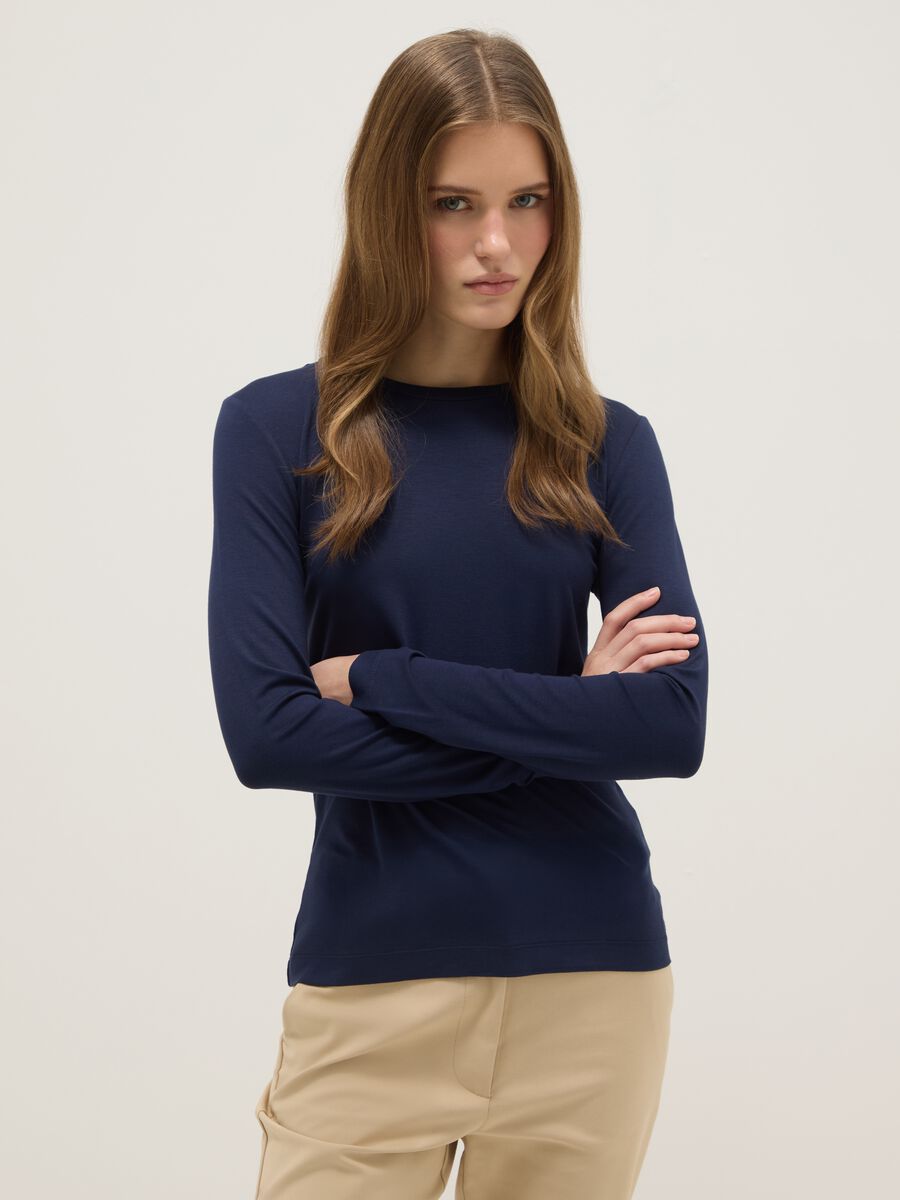 Blue stretchy viscose regular fit t-shirt_0