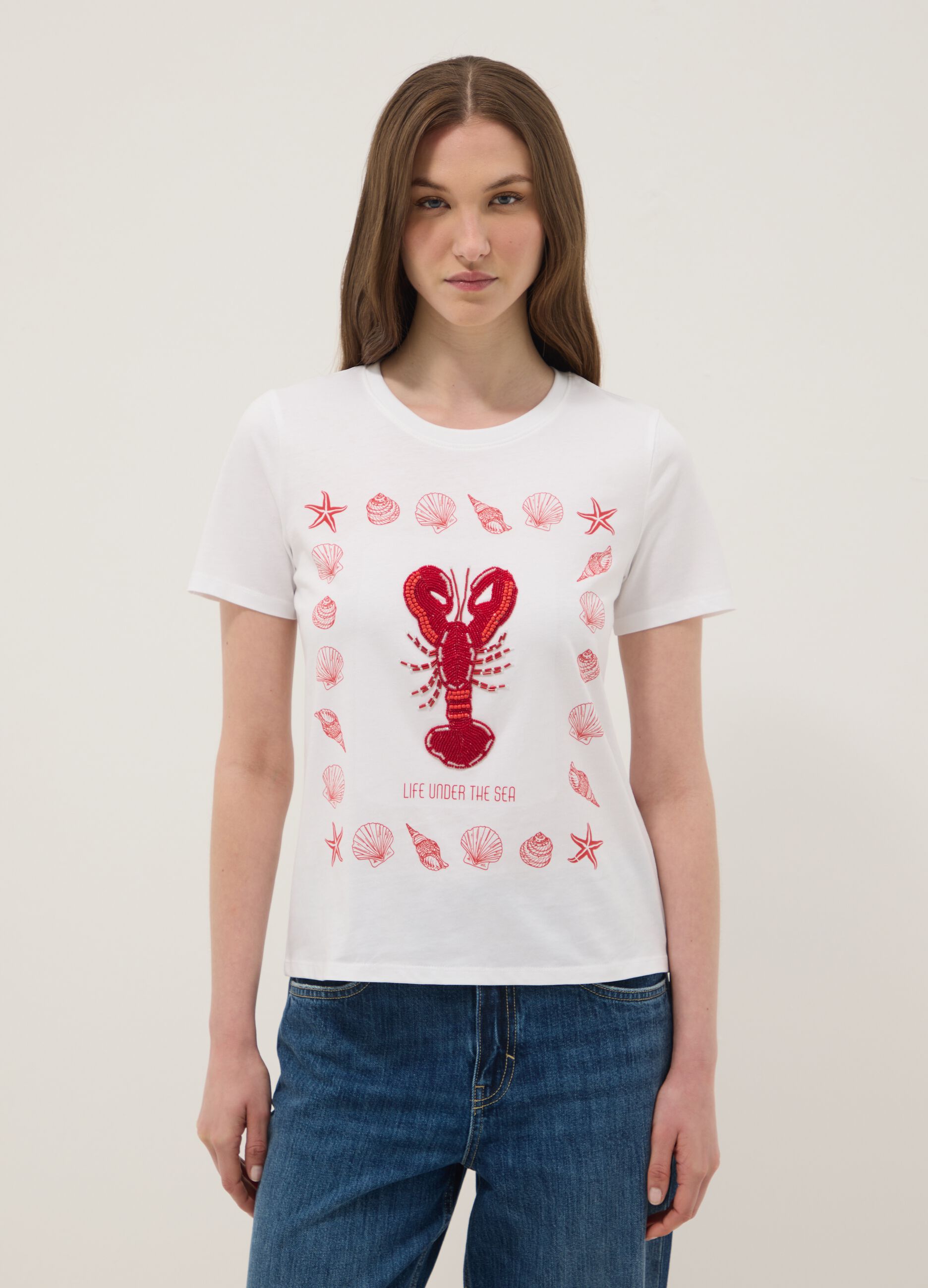 Camiseta blanca de algod&oacute;n puro con estampado frontal