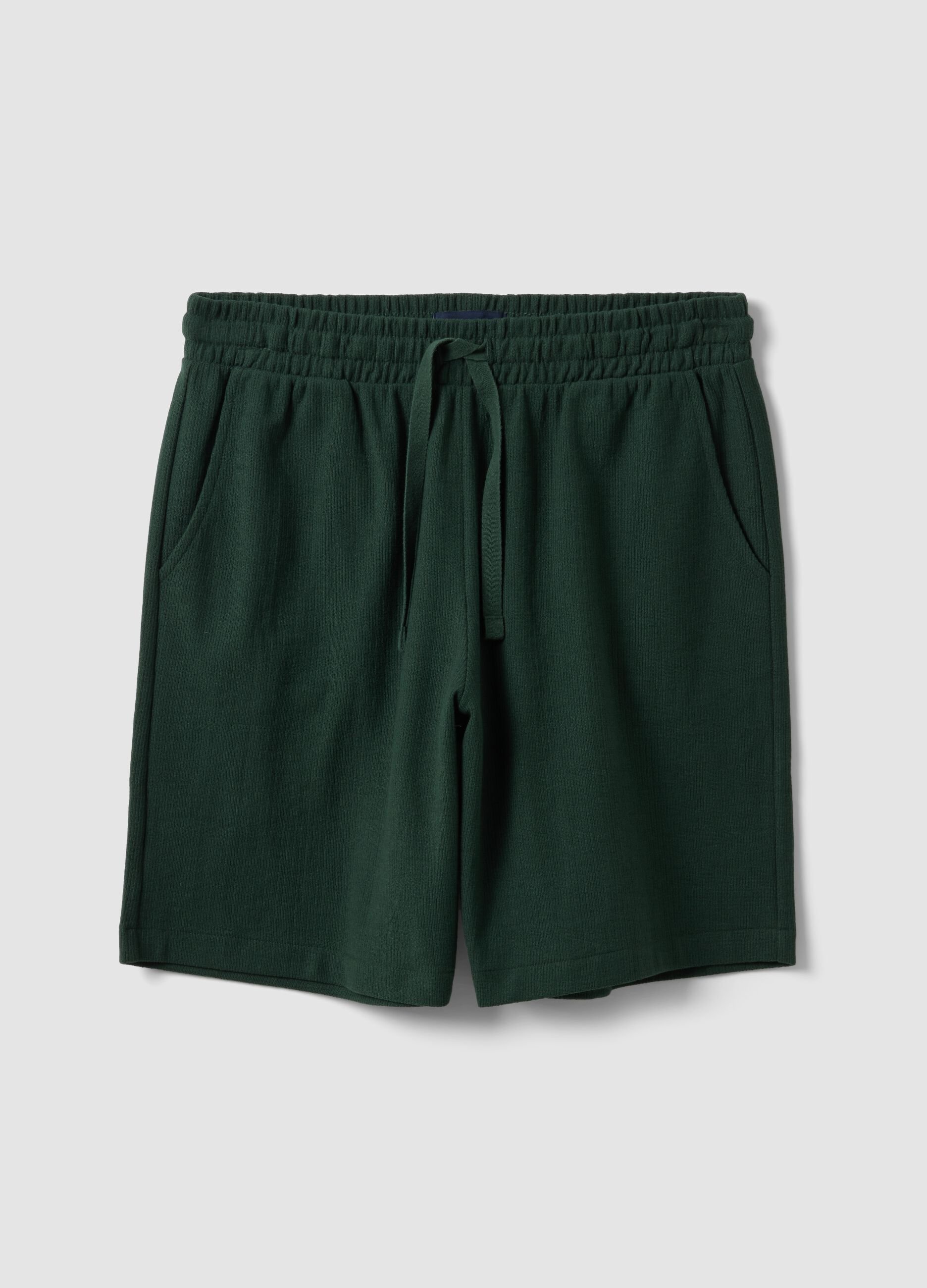 Green cotton-blend jogger shorts with drawstring, relaxed fit