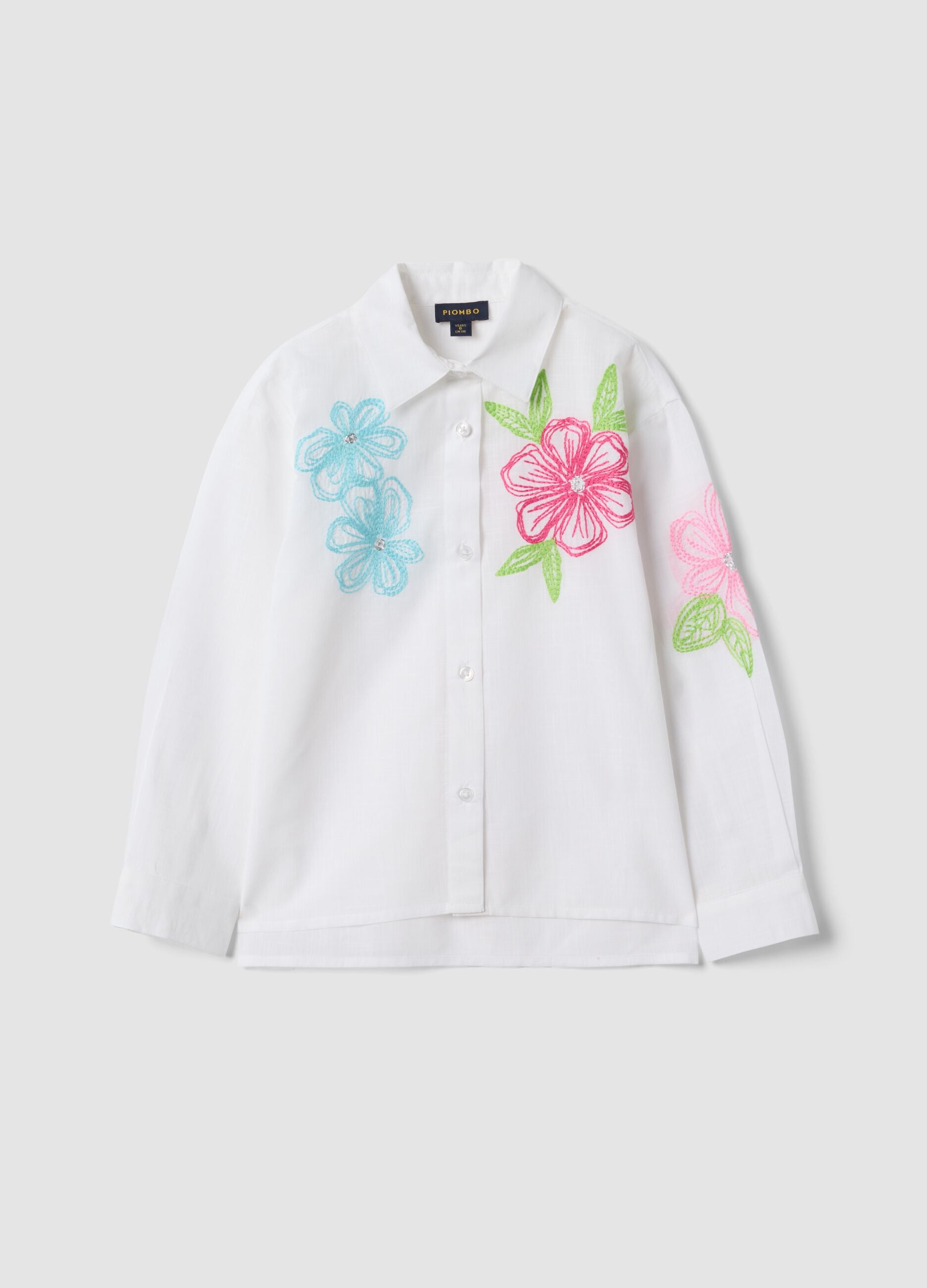 Camisa branca em algod&atilde;o puro com bordados florais