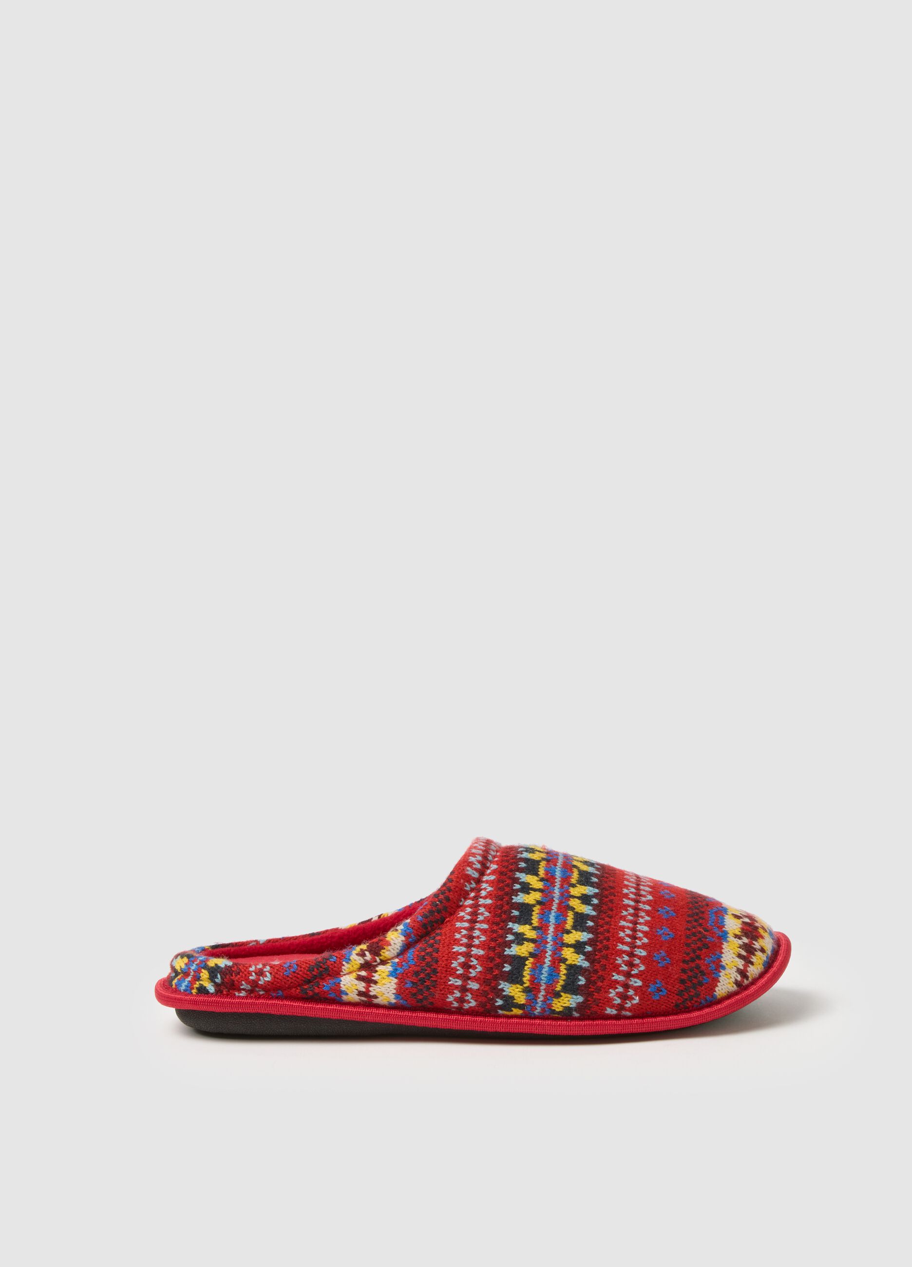 Multicolour slippers with regular fit pattern
