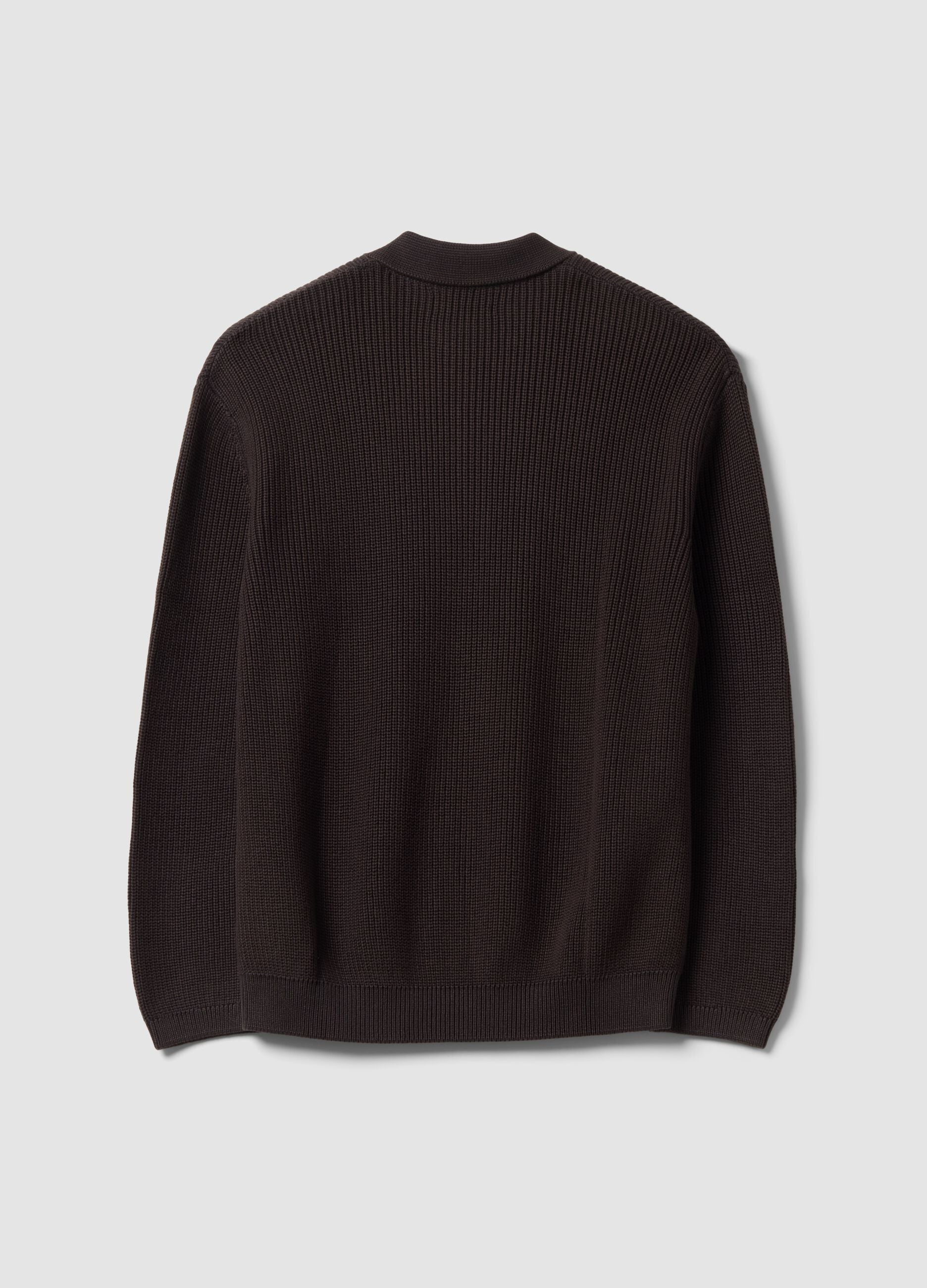 Maglia marrone in puro cotone con colletto polo over fit