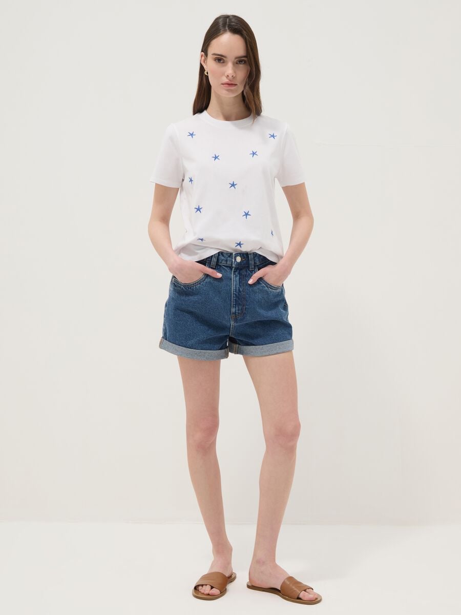 Camiseta blanca de algod&oacute;n puro con bordados de estrellas_2