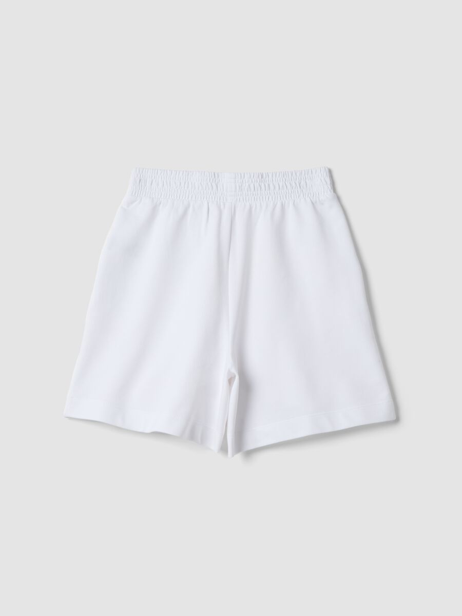 White pure cotton shorts with elasticated waistband_4