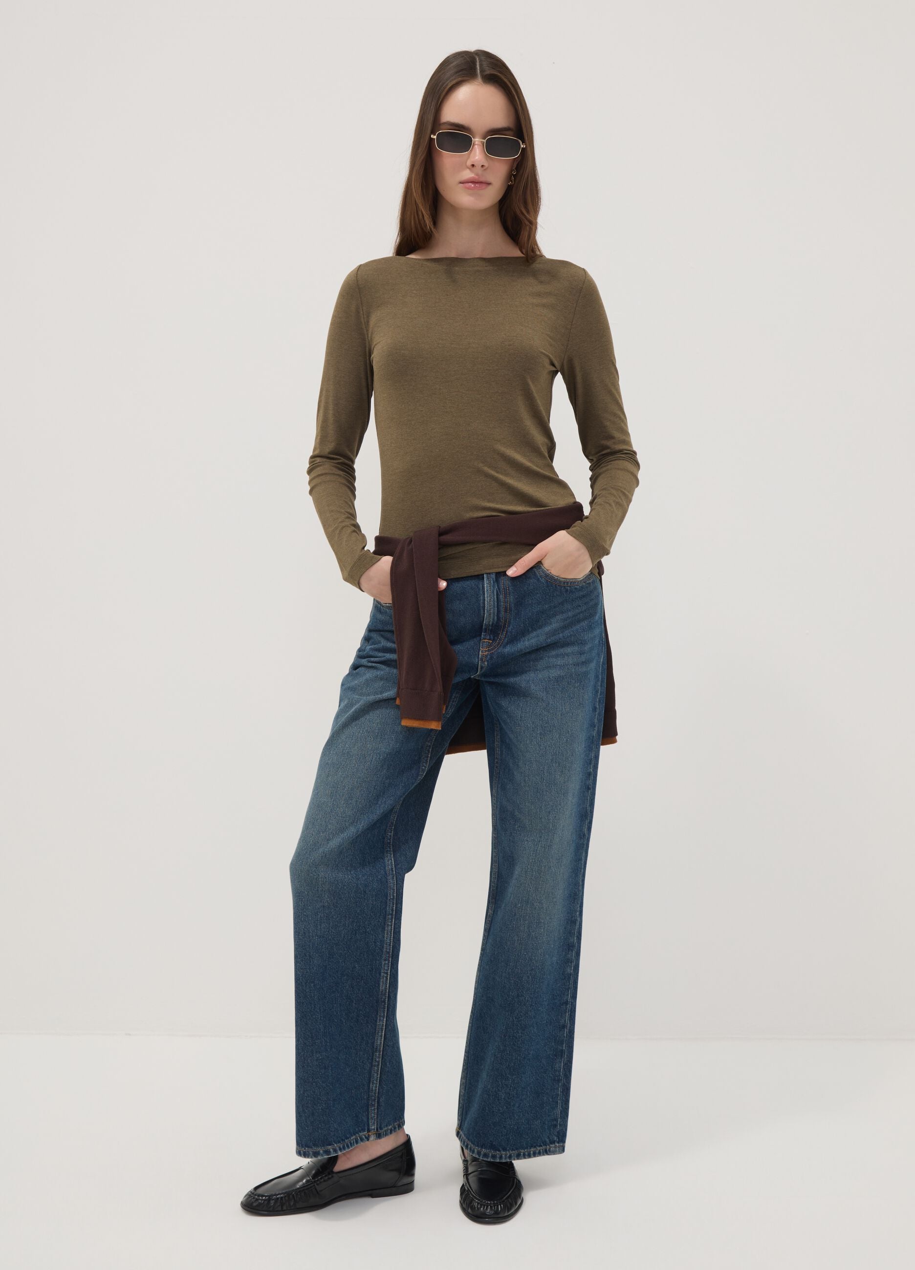 Gr&uuml;nes Slim-Fit-T-Shirt aus elastischer Viskose
