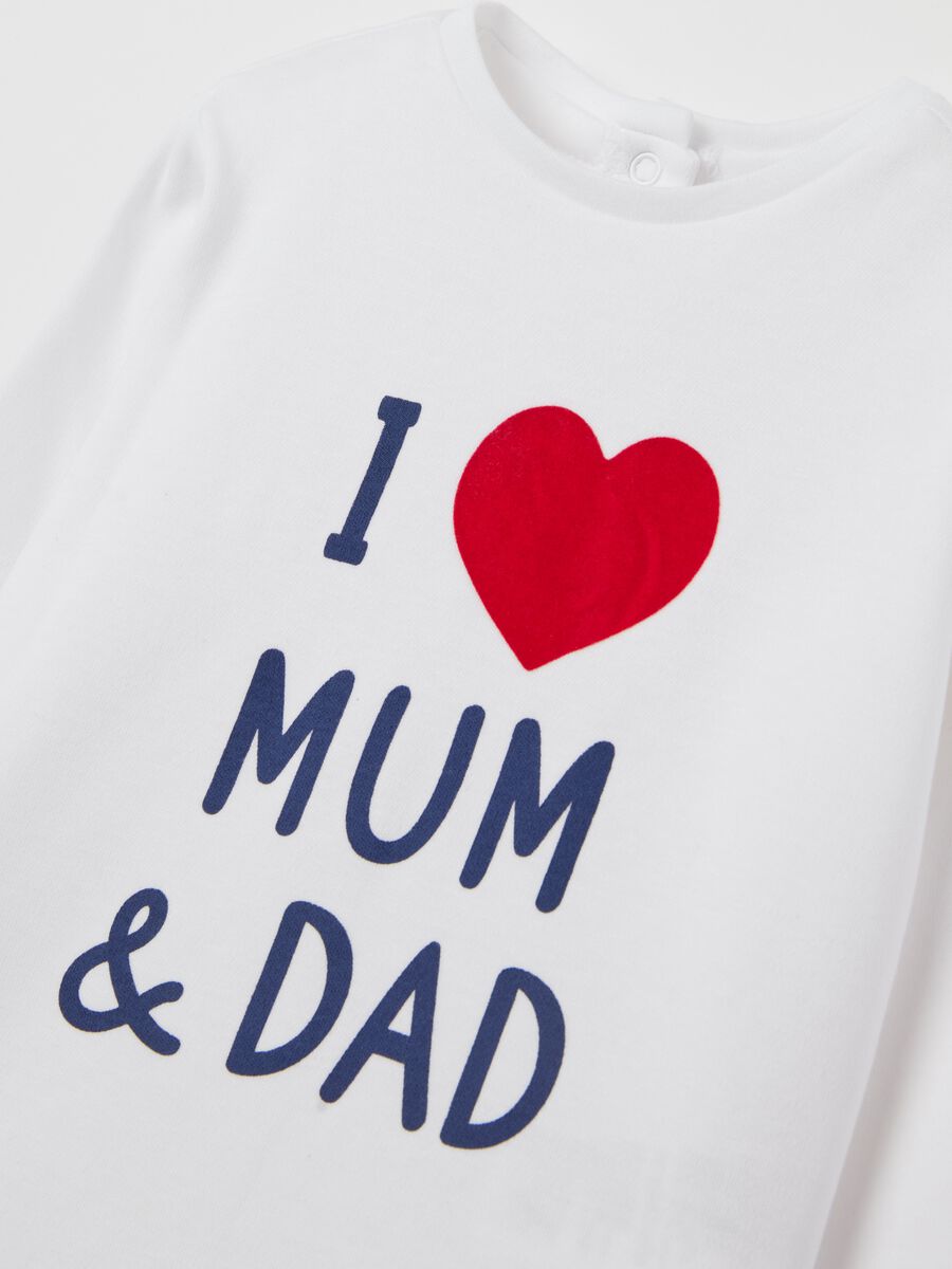 Organic cotton T-shirt with "I Love Mum & Dad&rdquo; print_2