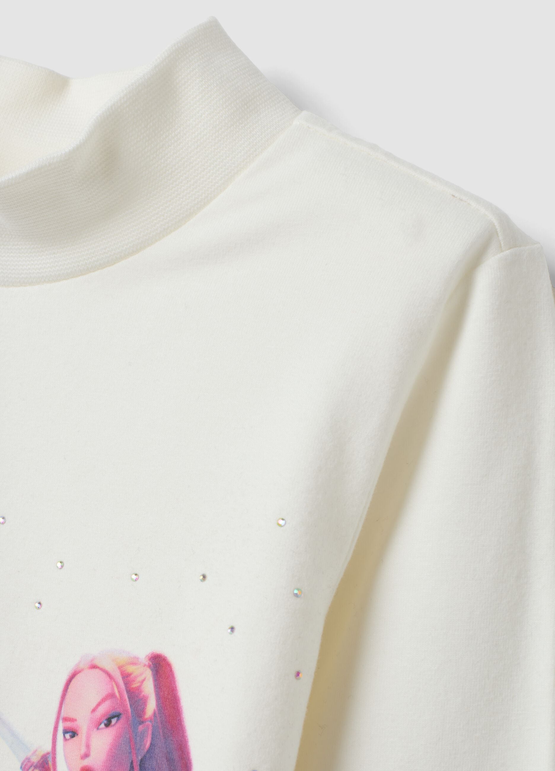 T-shirt branca em algod&atilde;o el&aacute;stico com estampado K-Pop Demon Hunters
